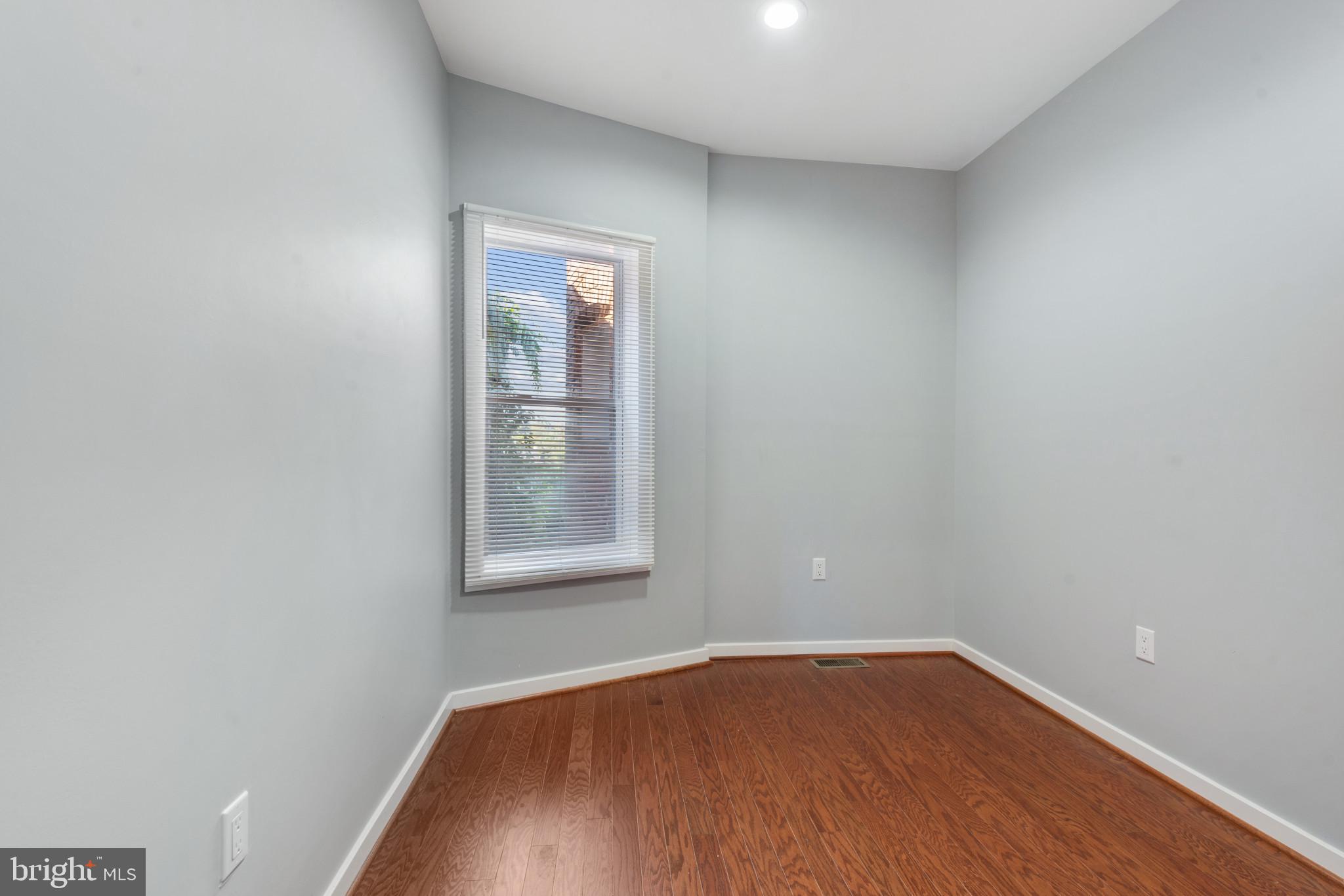 PENN NORTH - Residential