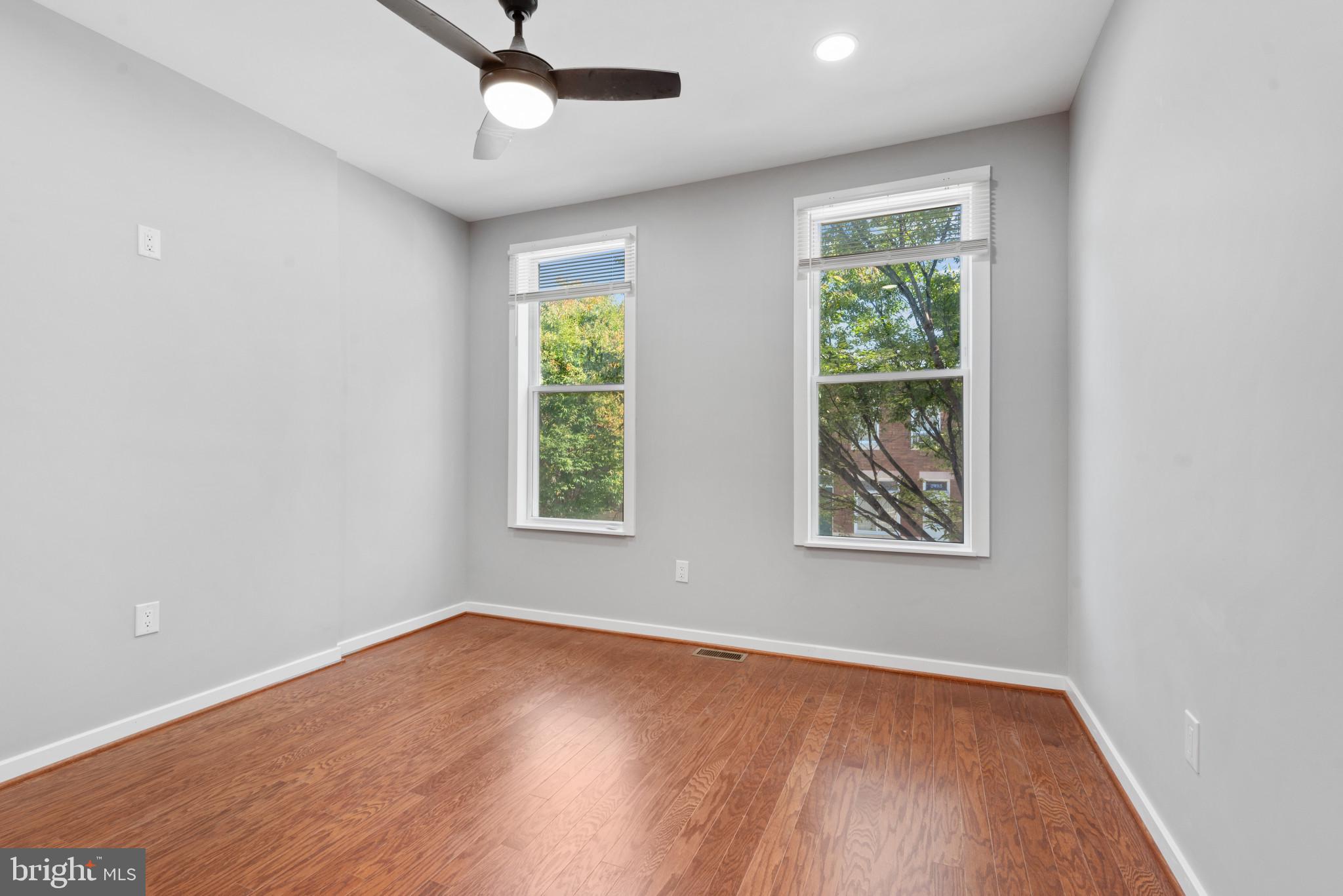 PENN NORTH - Residential