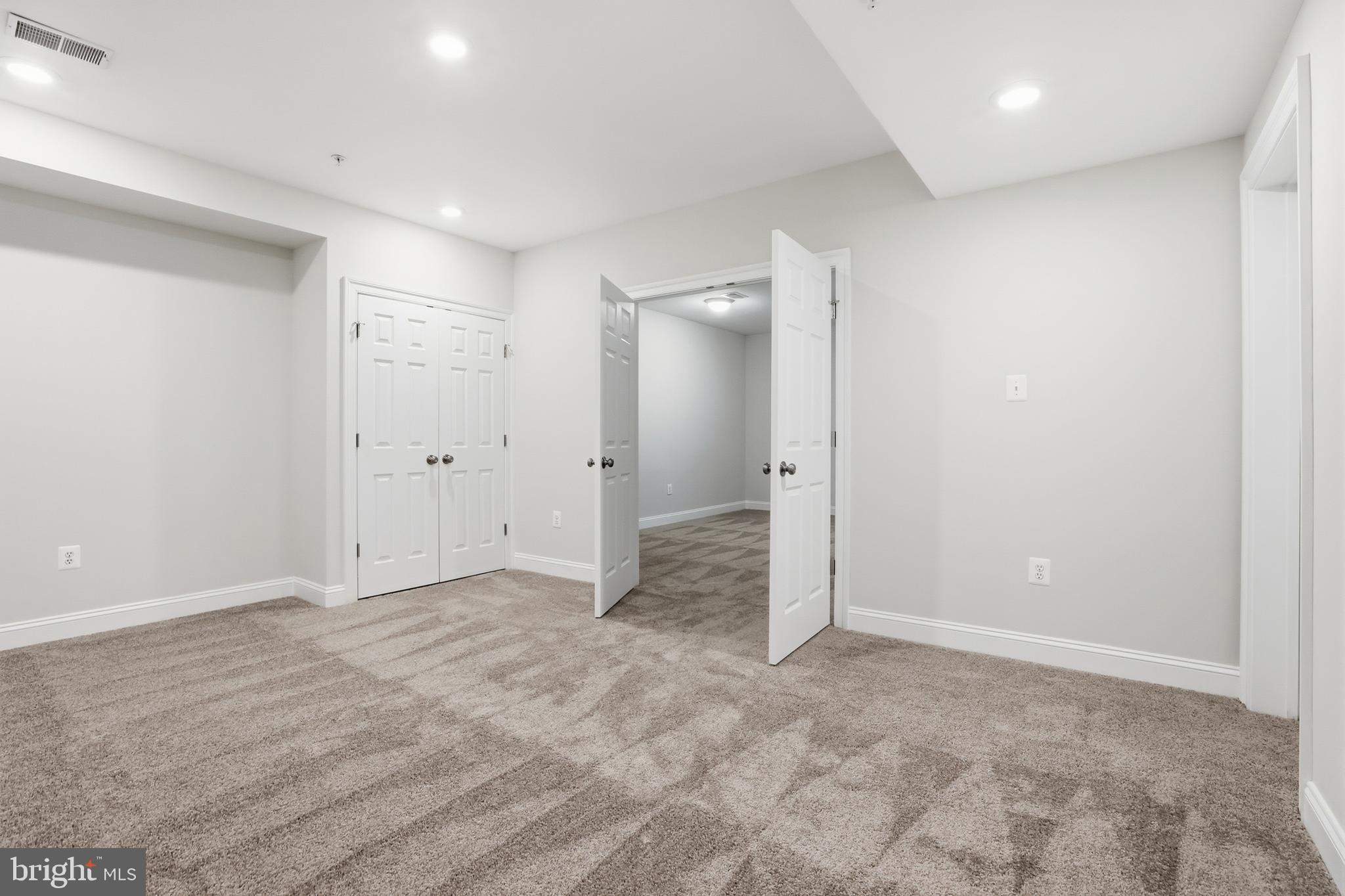 INVERNESS FOREST - Residential