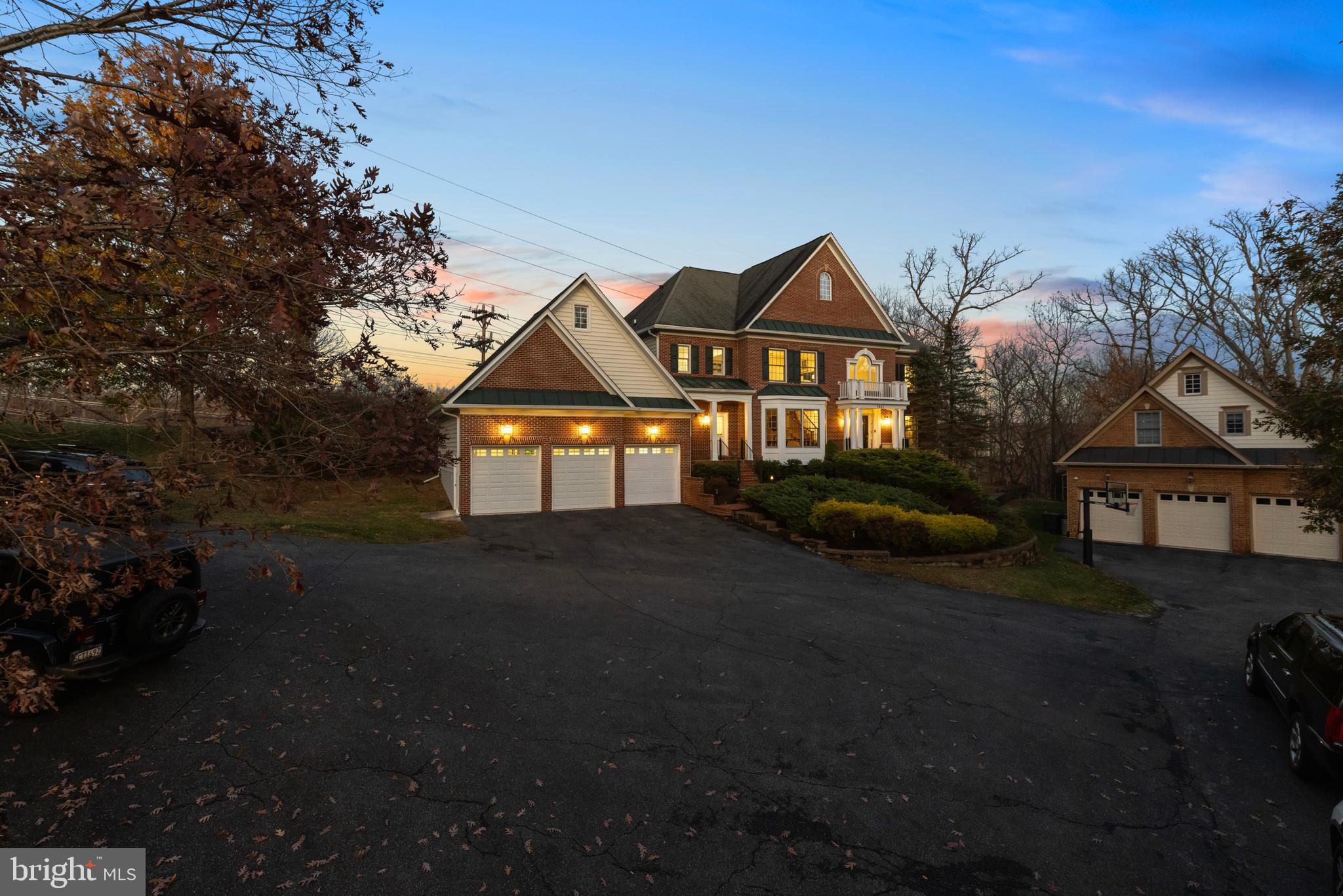 INVERNESS FOREST - Residential