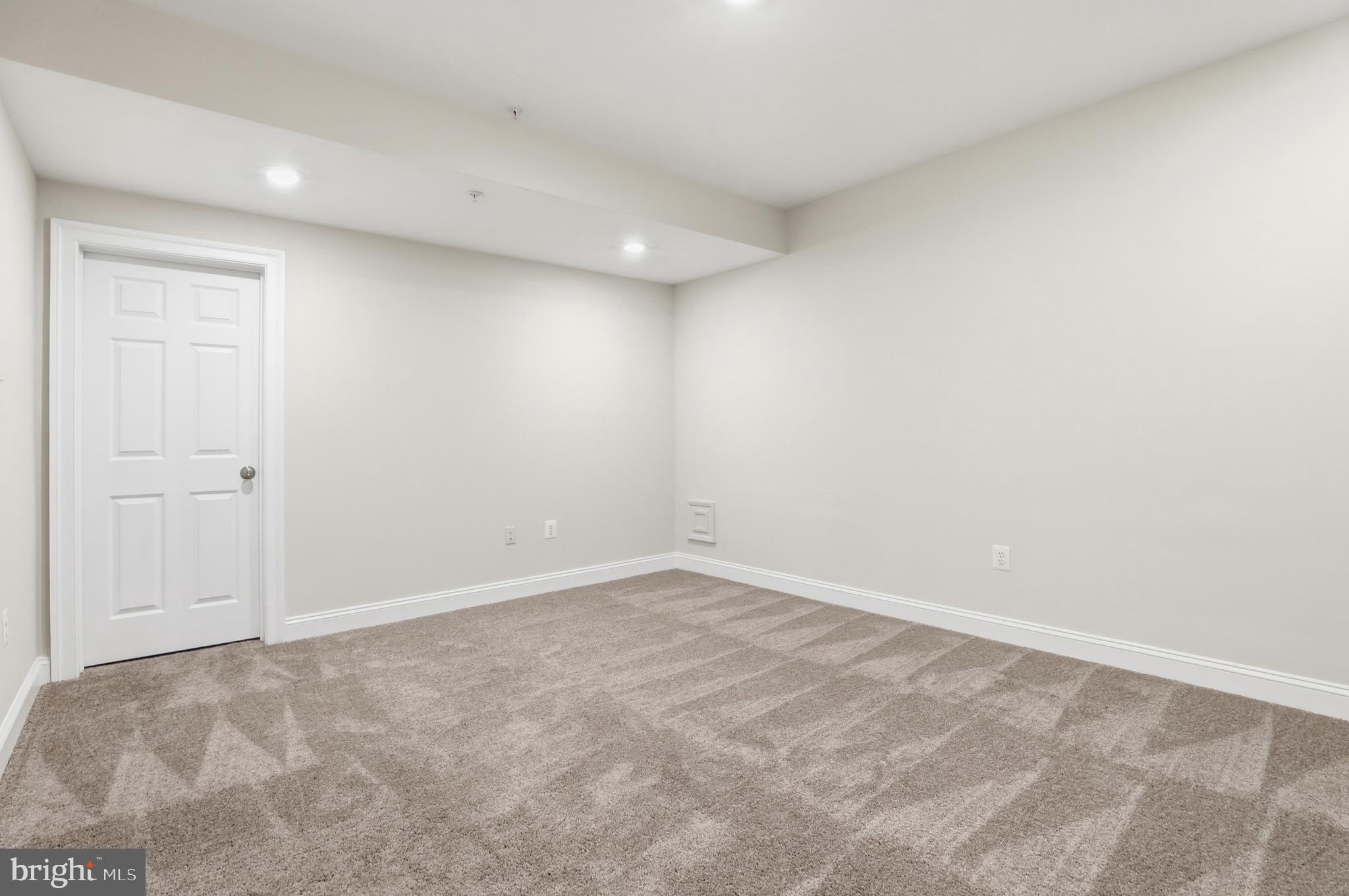 INVERNESS FOREST - Residential