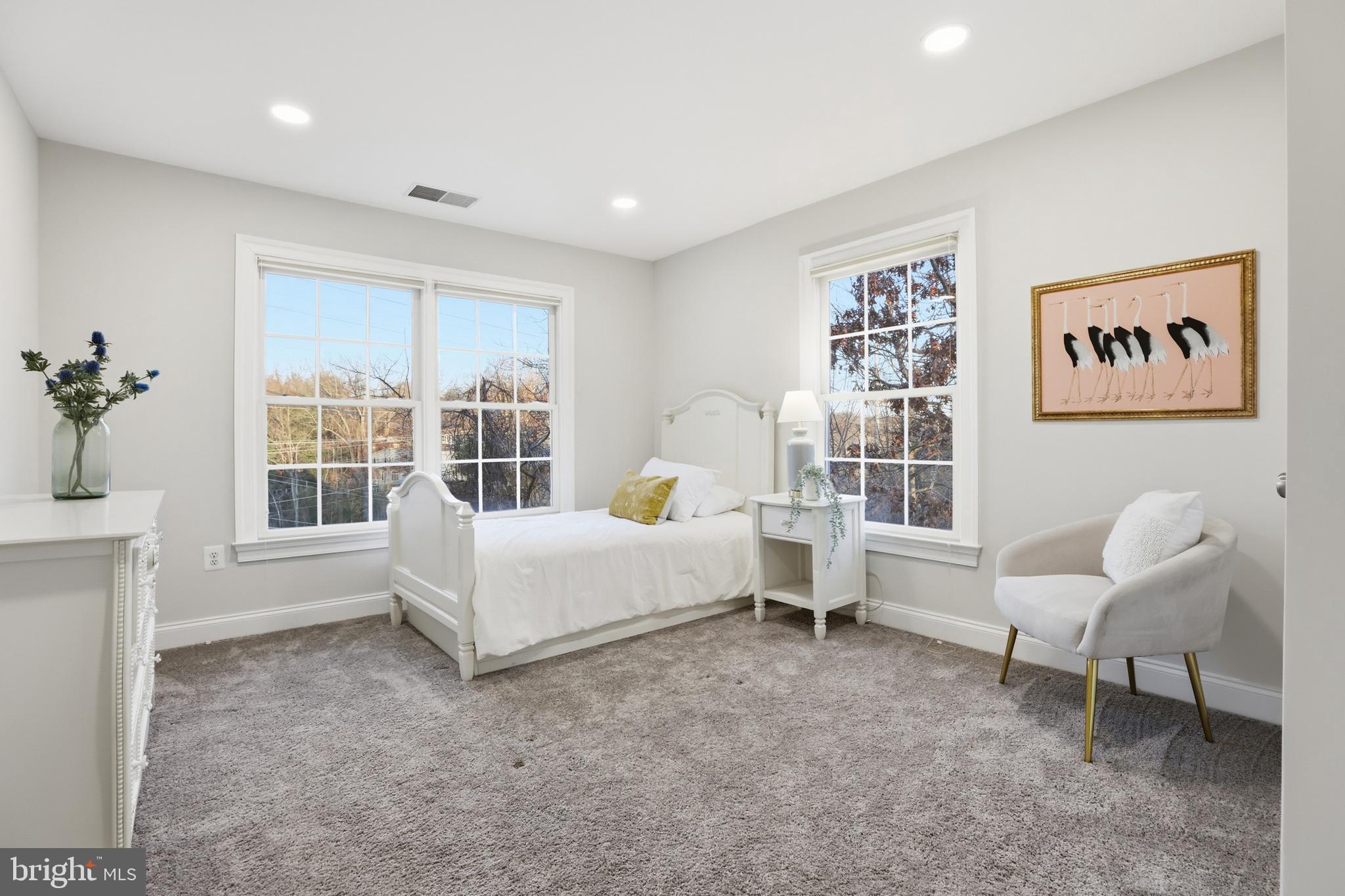 INVERNESS FOREST - Residential