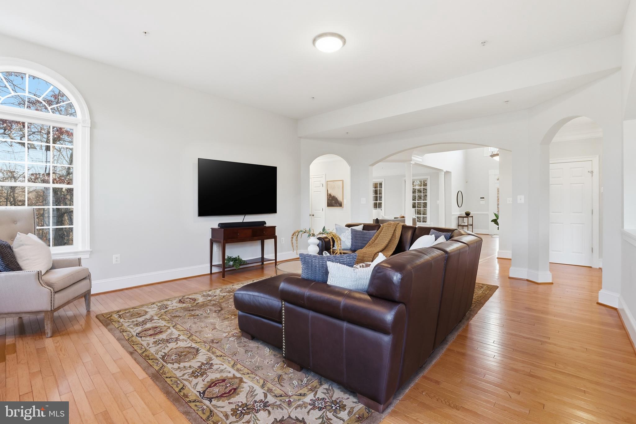 INVERNESS FOREST - Residential