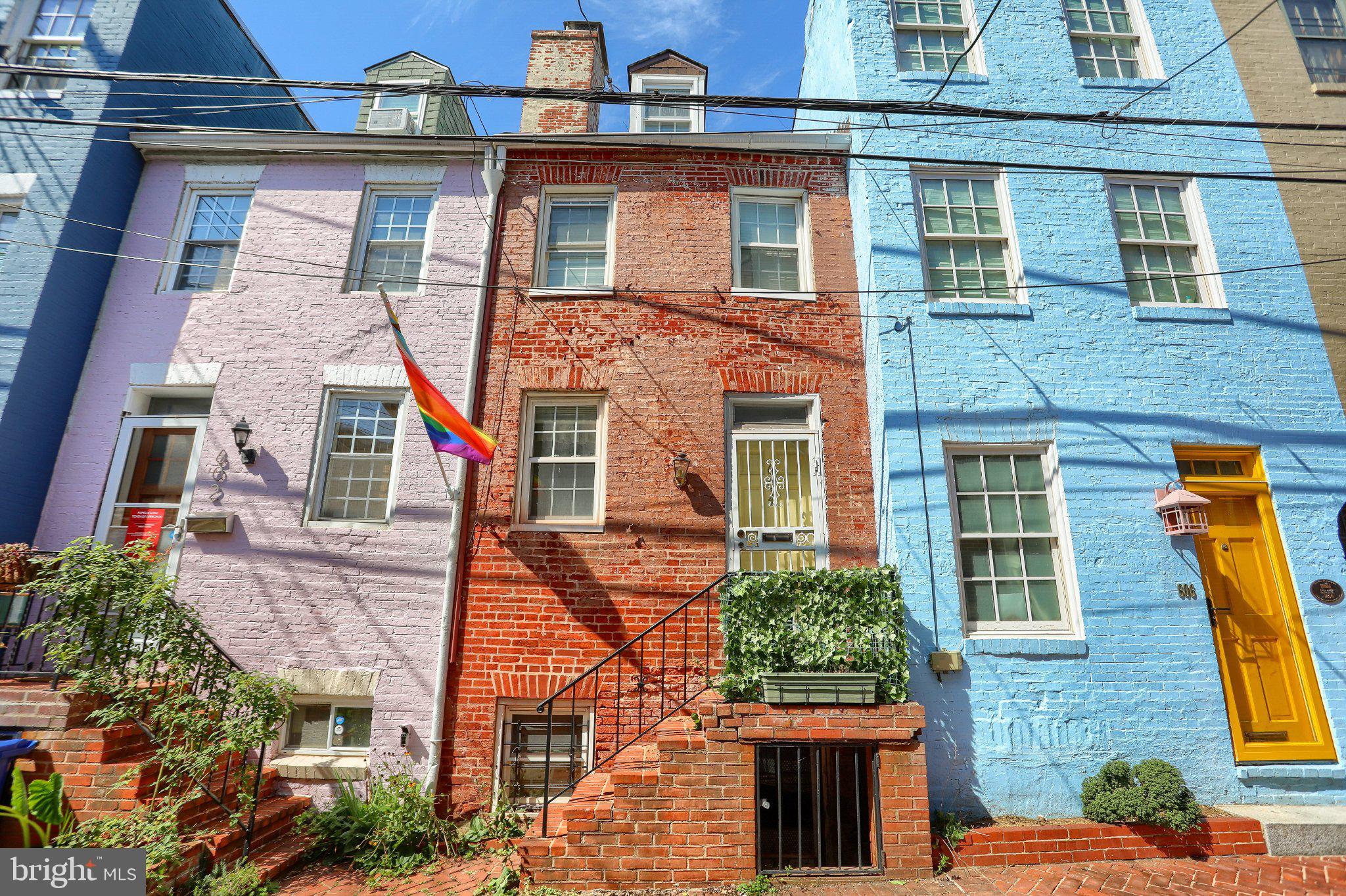 604 JASPER STREET