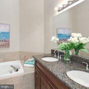 KINGSTOWNE - Residential Lease