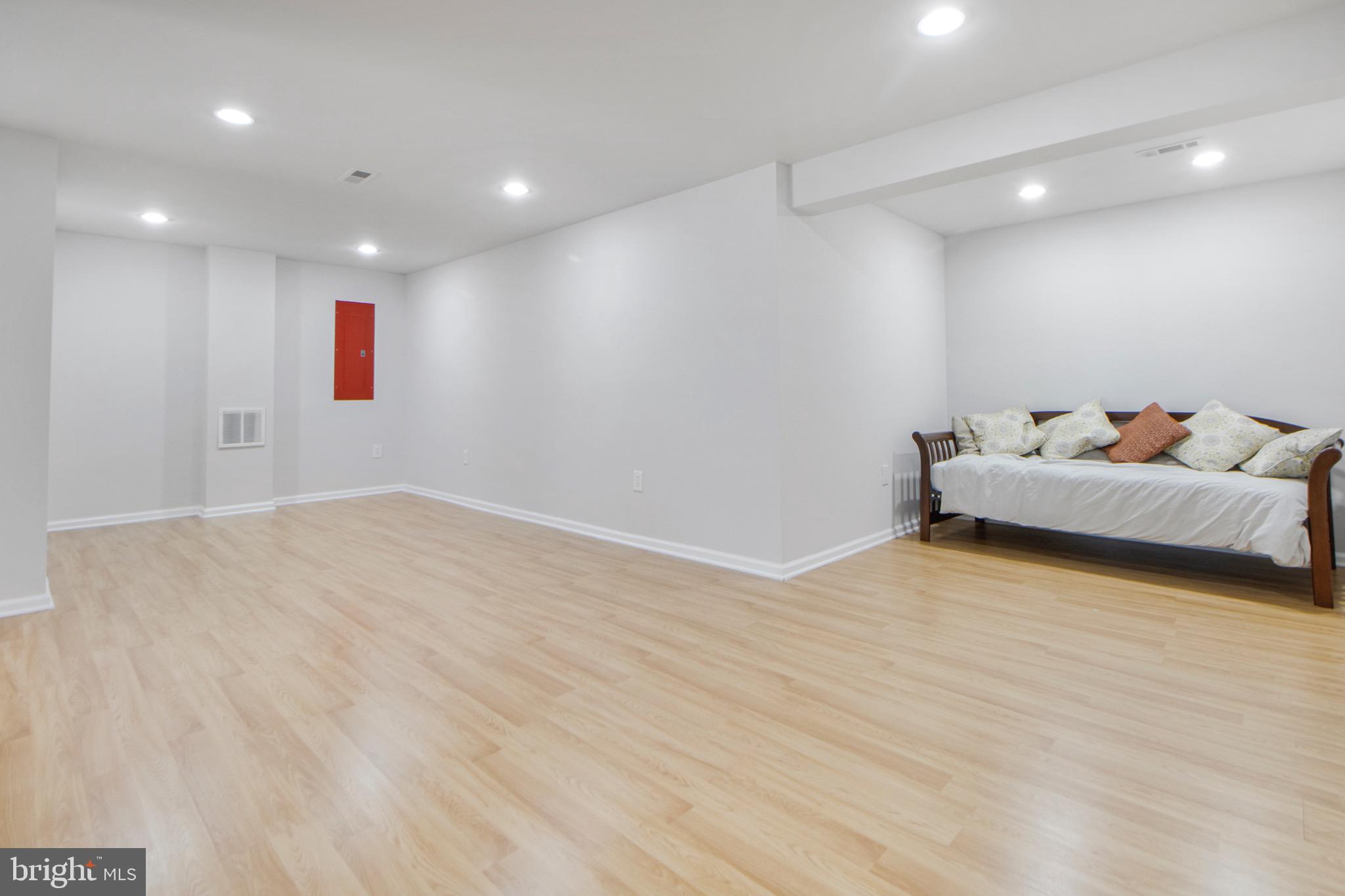 STOWERS - Residential Lease