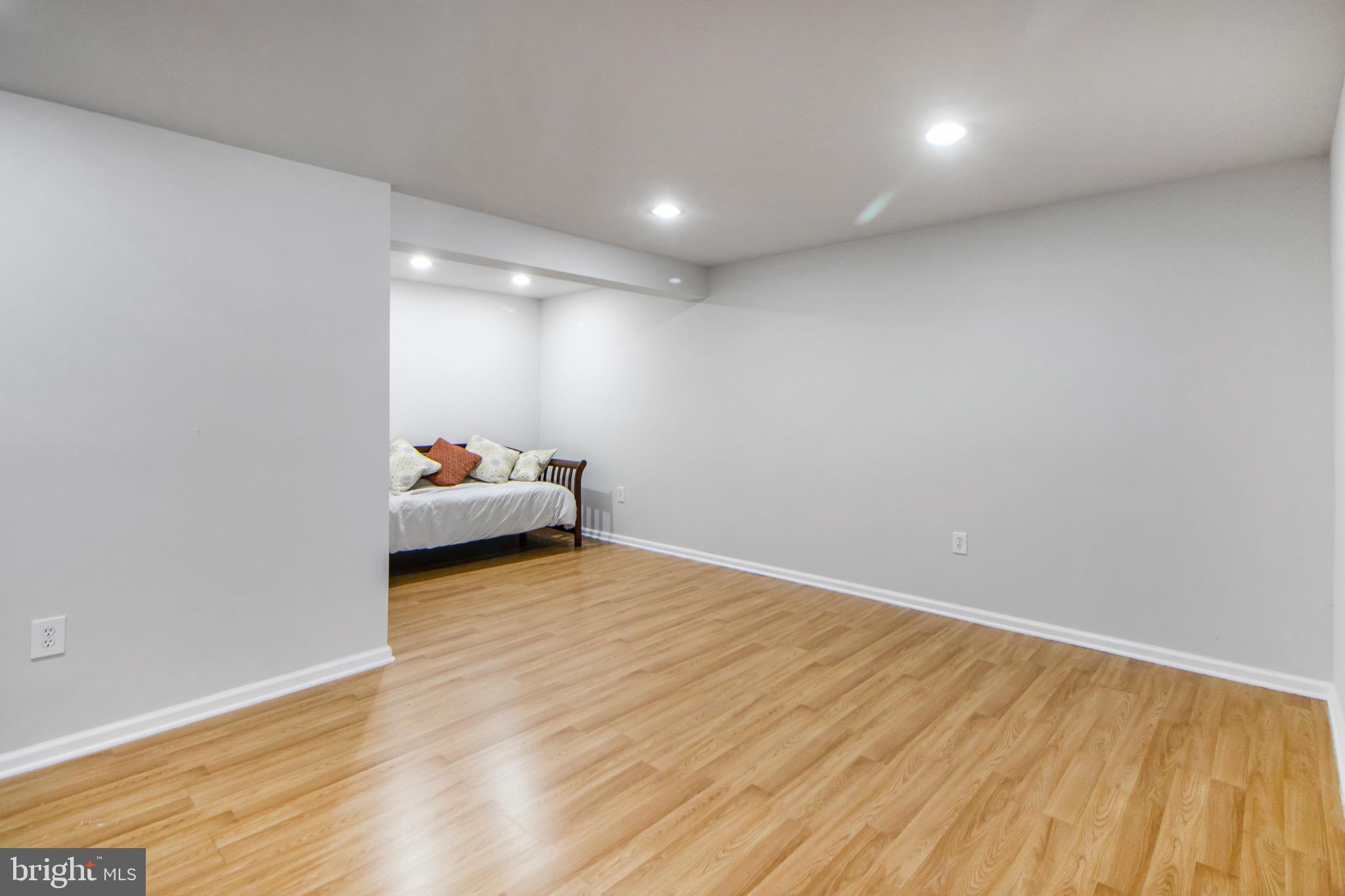 STOWERS - Residential Lease