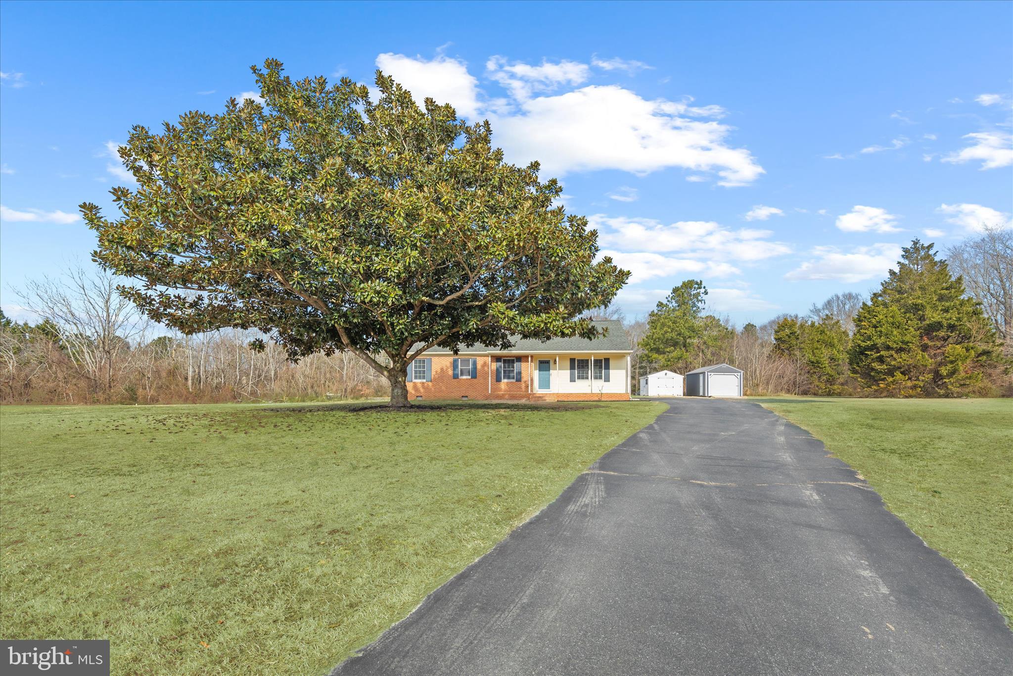 4696 STRAW RIDGE LANE