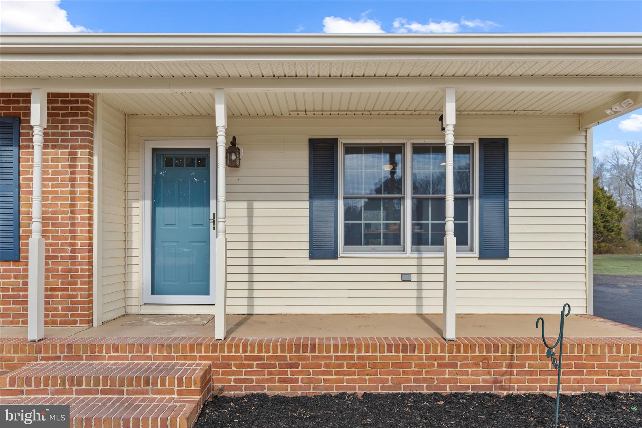 4696 STRAW RIDGE LANE