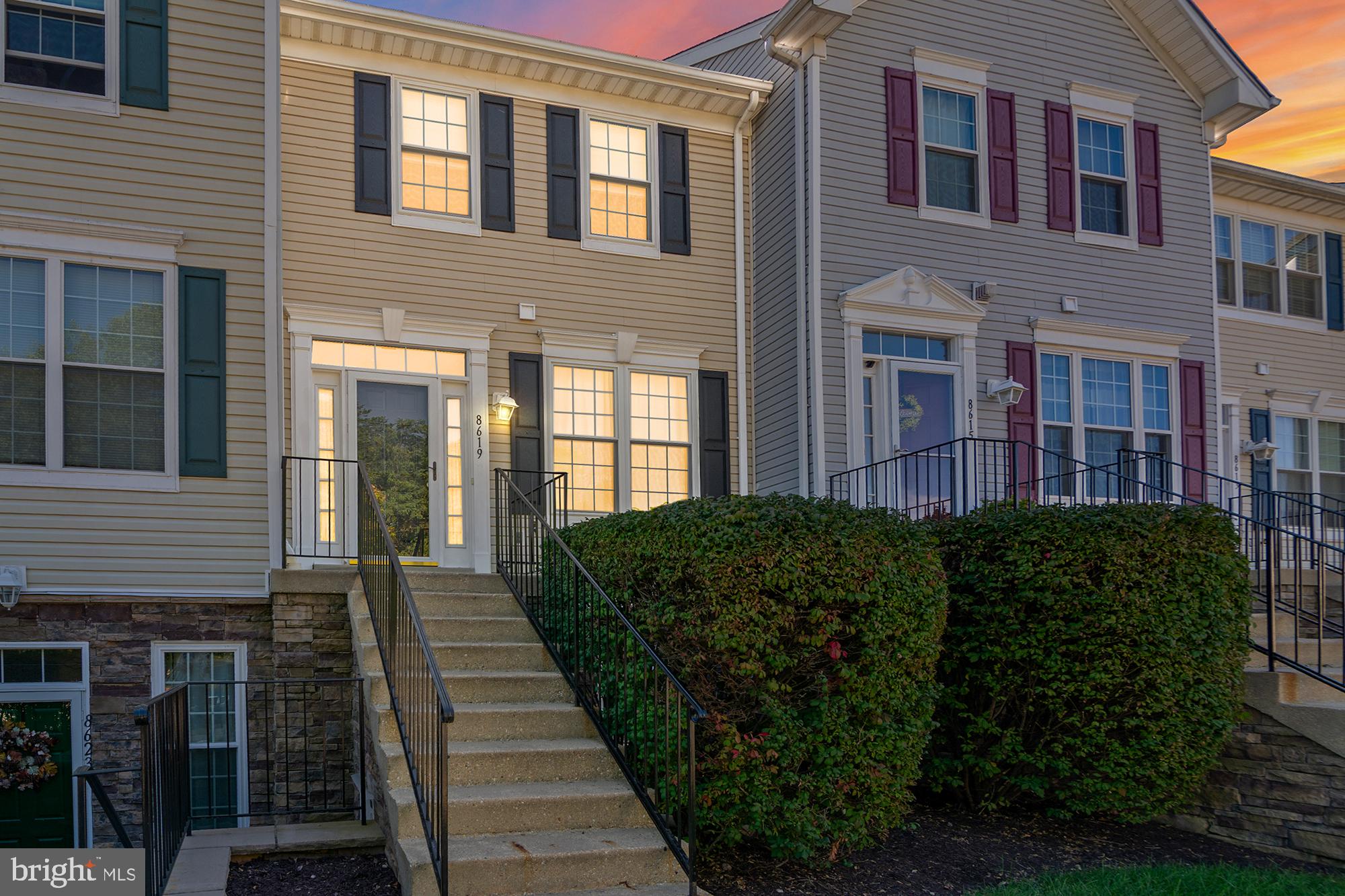 8619 WILLOW LEAF LANE - Photo 2