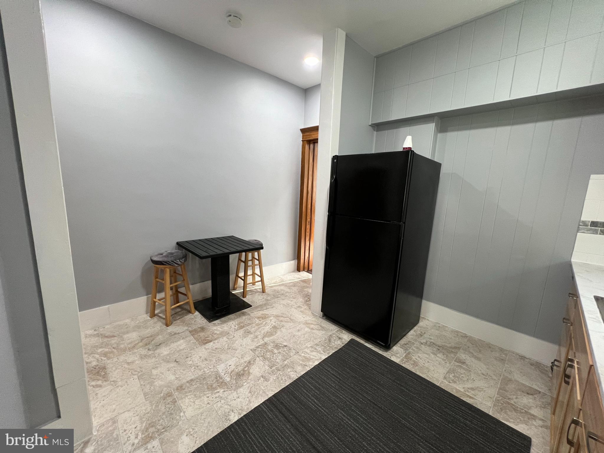 SOUTH END - Residential Lease