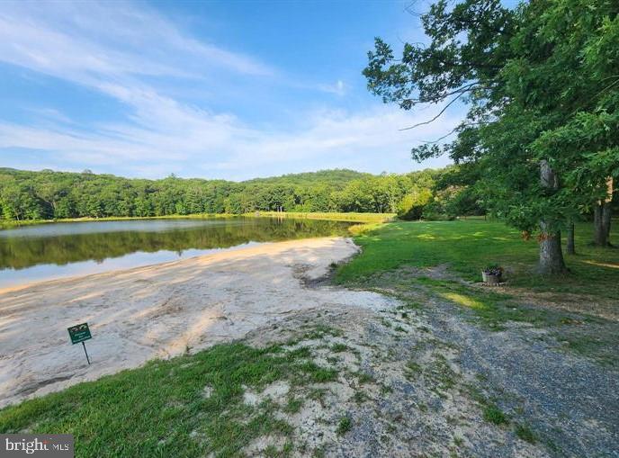 LAKE FERNDALE - Land