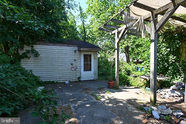 313 SASSAFRAS STREET