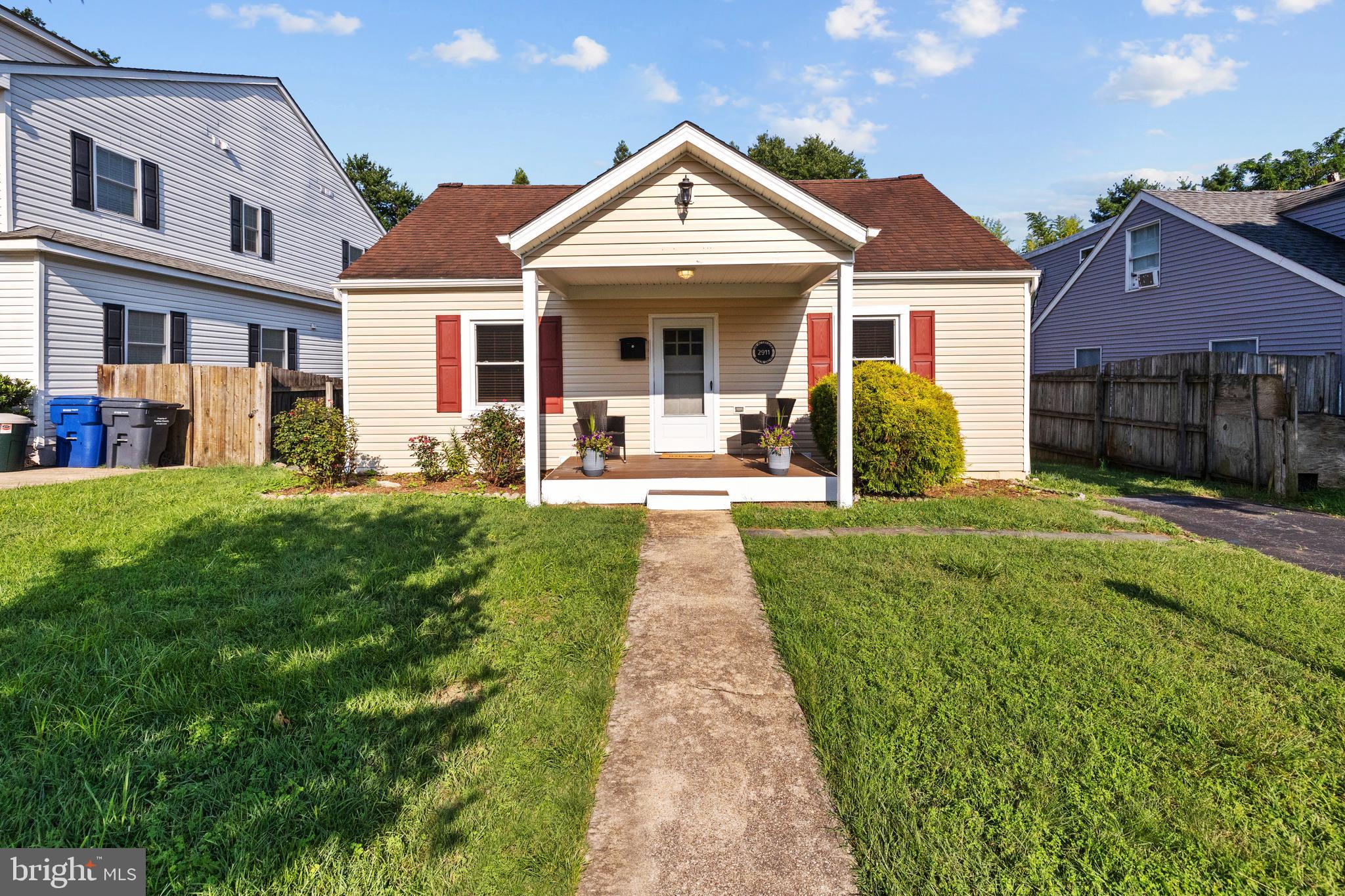 2911 BROOK DRIVE