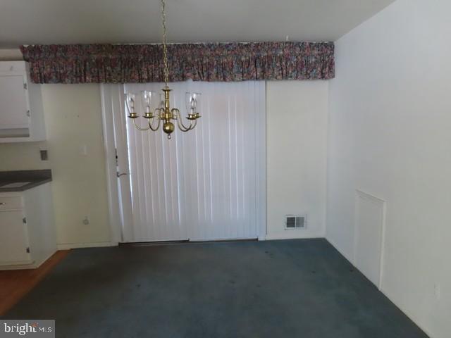 CALVERTON - Residential