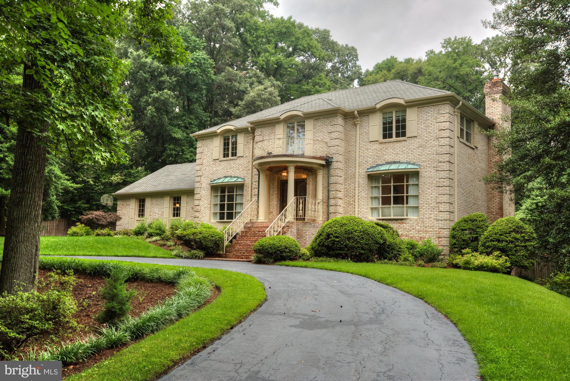 HALLOWING POINT RIVER ESTATES - Residential