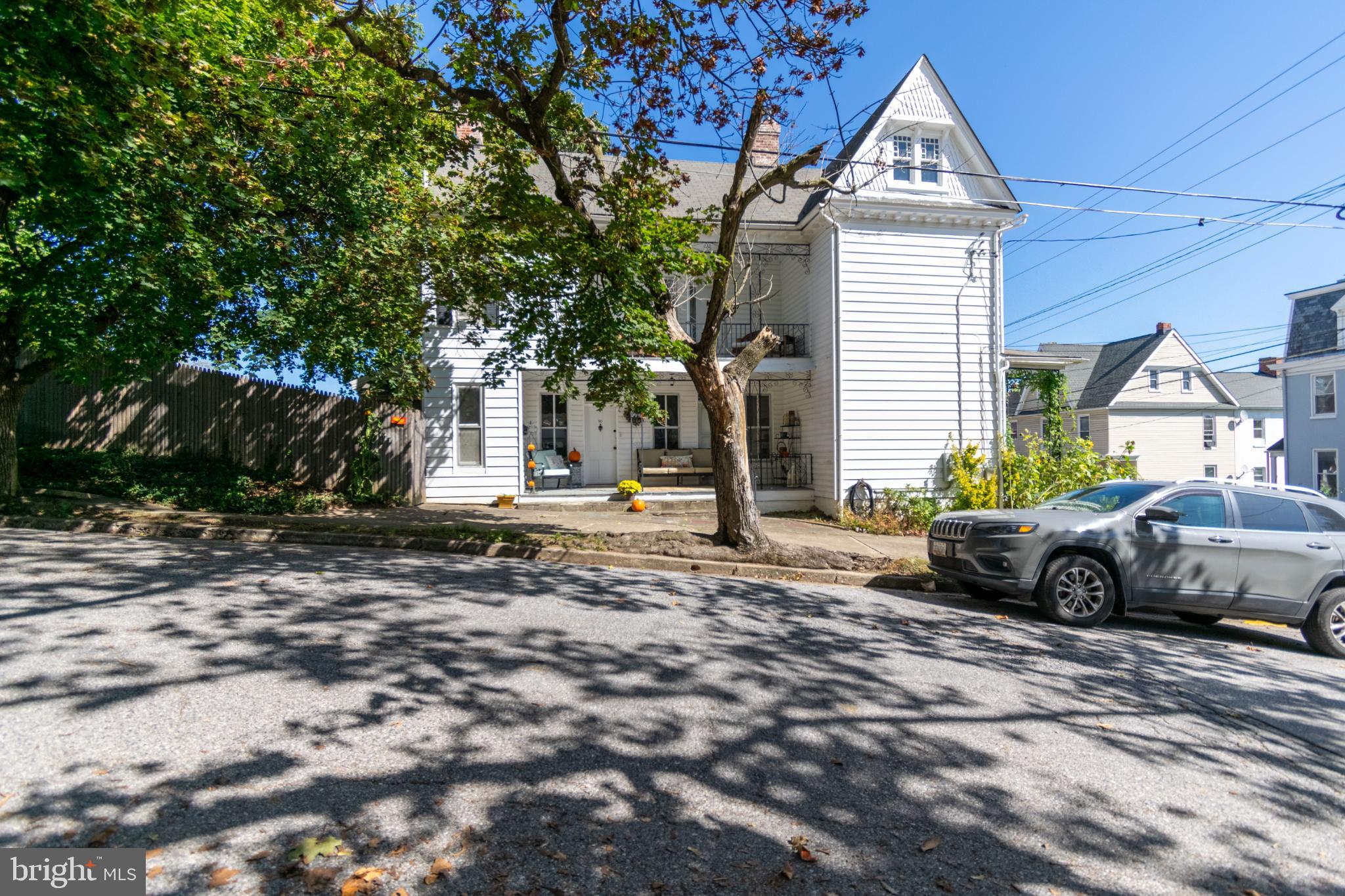 WESTMINSTER ELECTION DISTRICT - Residential