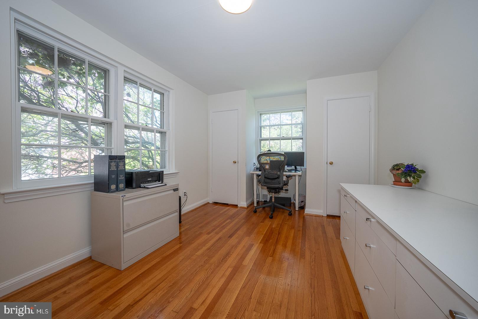 MERION PARK - Residential