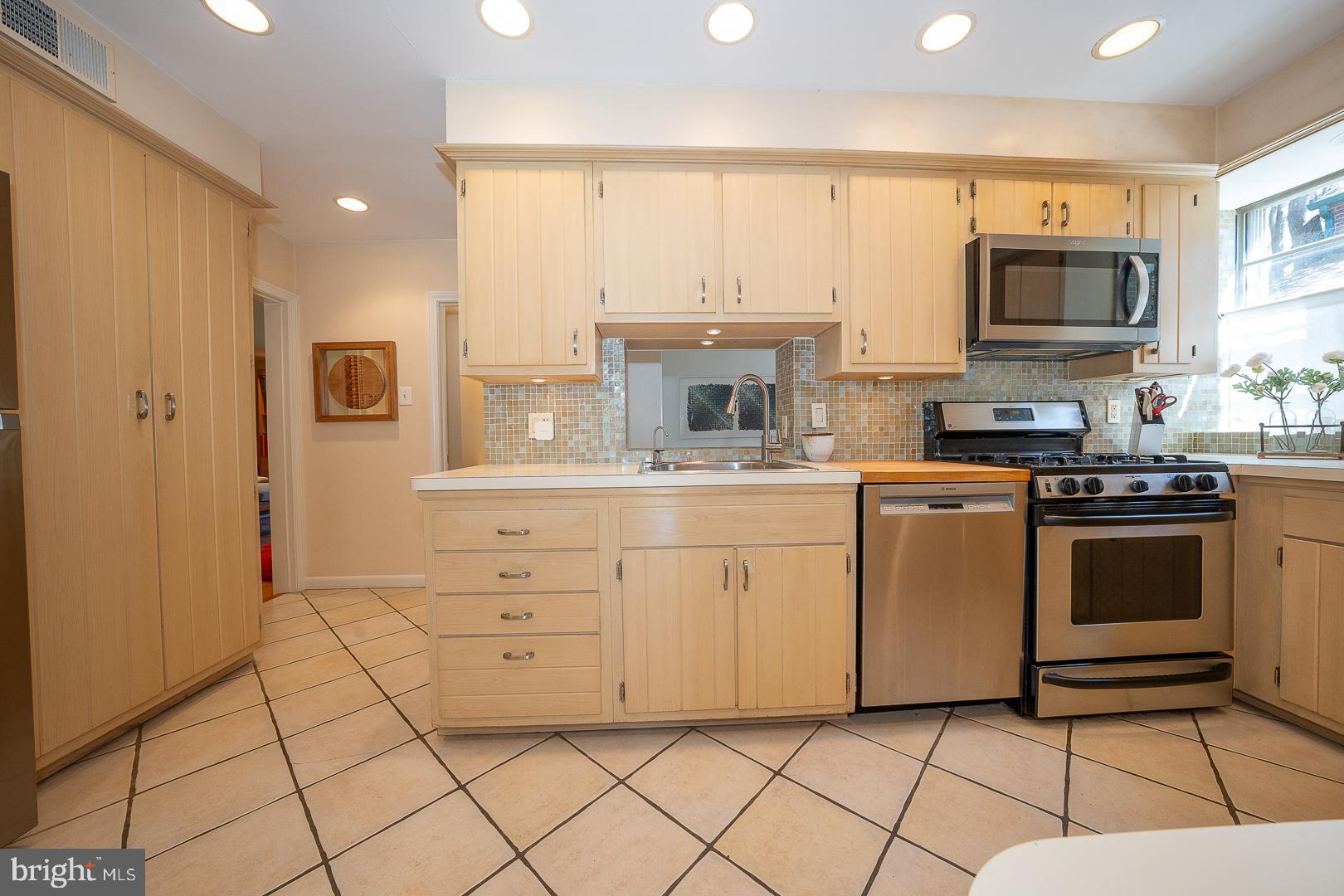 MERION PARK - Residential