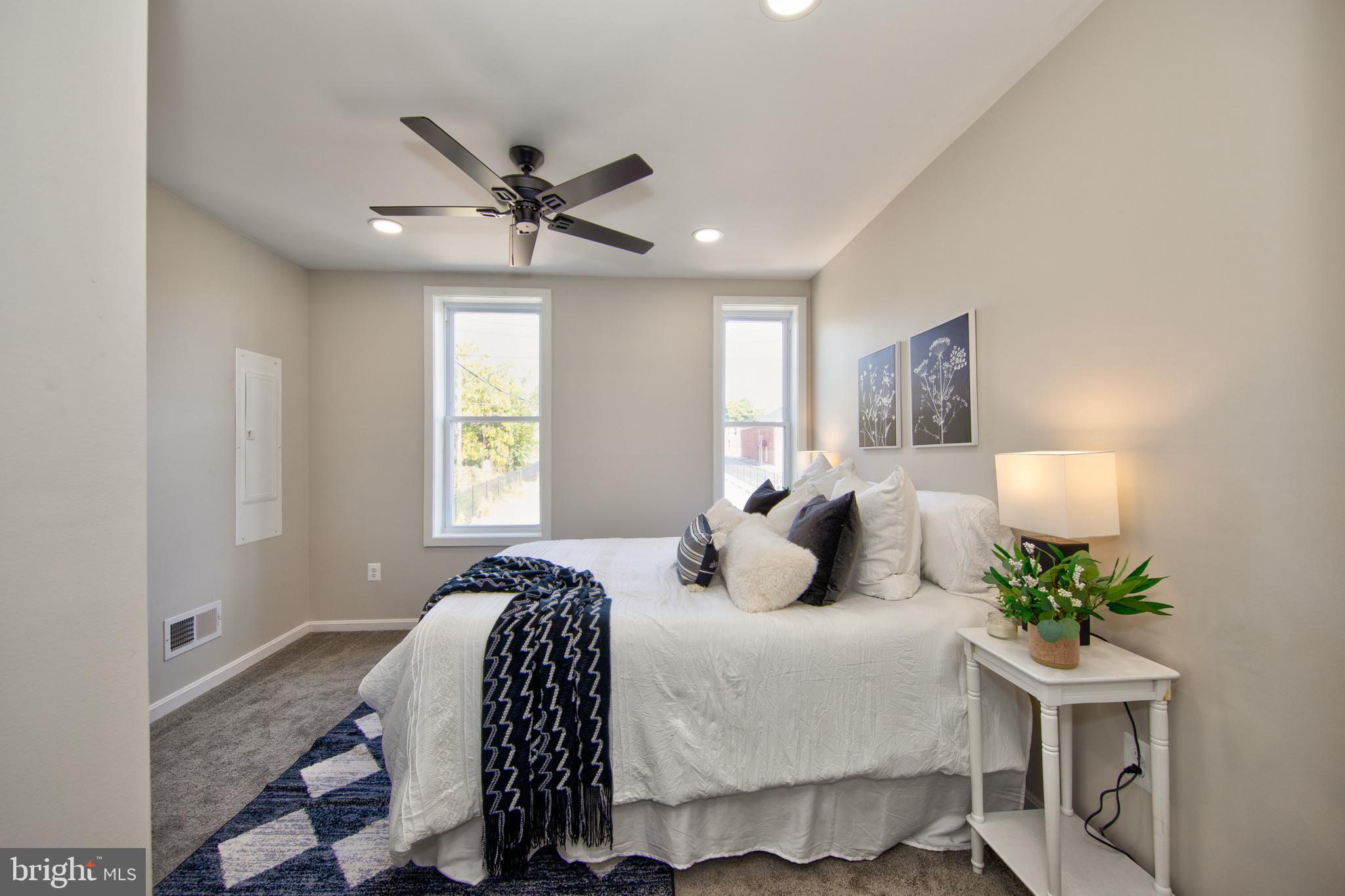 BROADWAY EAST - Residential