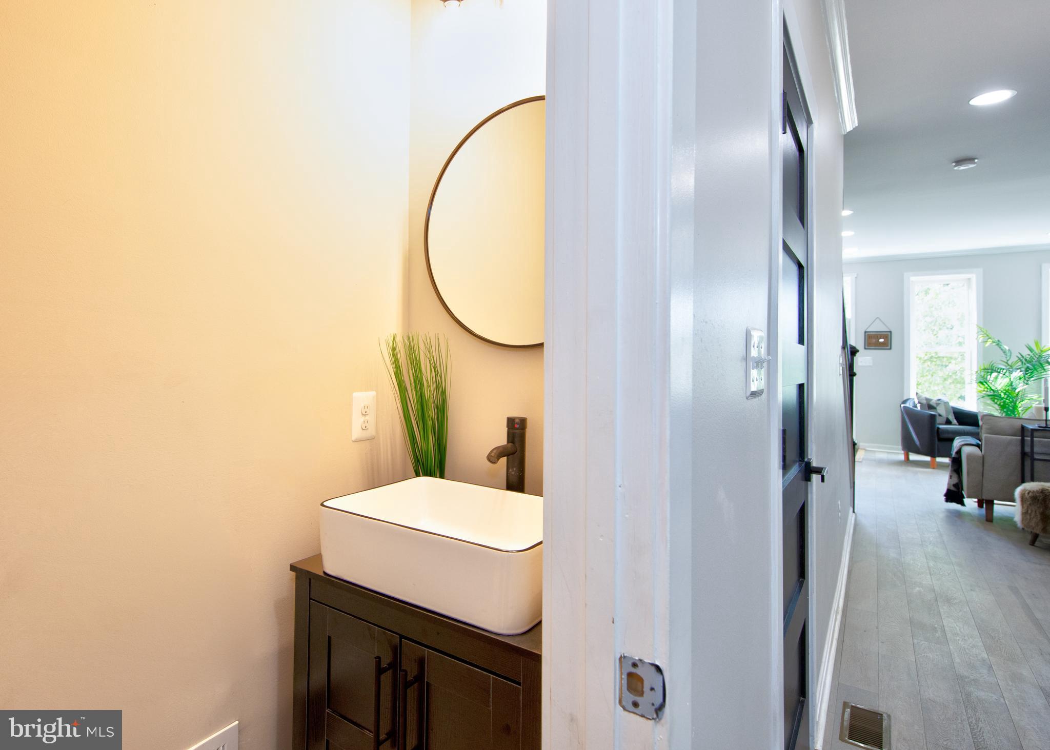 BROADWAY EAST - Residential