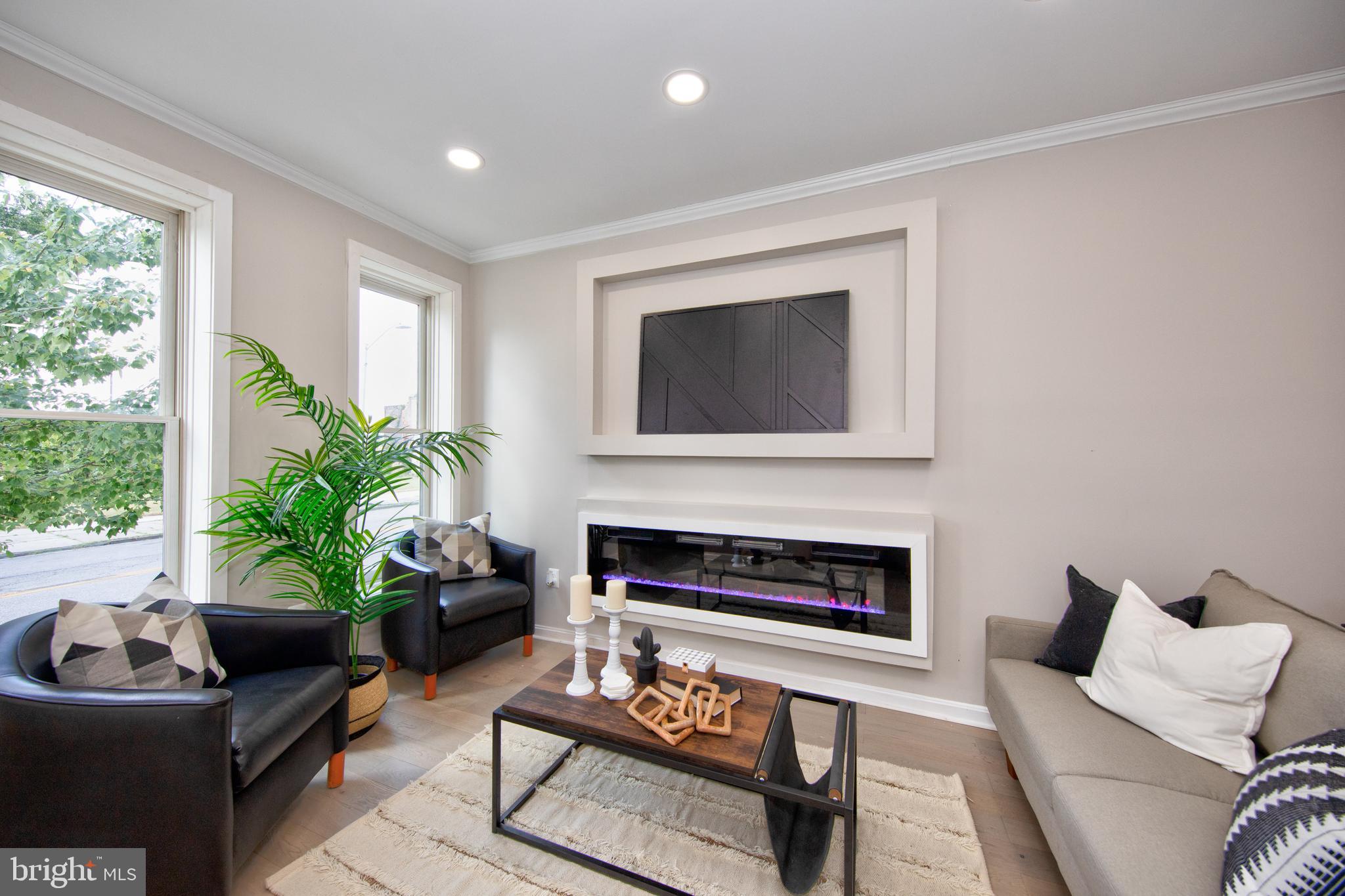 BROADWAY EAST - Residential