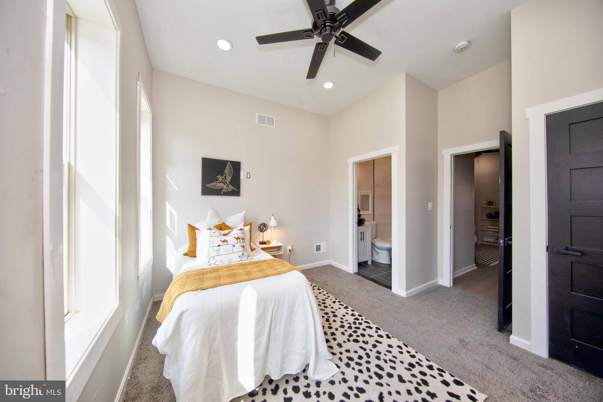 BROADWAY EAST - Residential