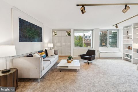 604 S WASHINGTON SQUARE 36 105 PHILADELPHIA PA 19106