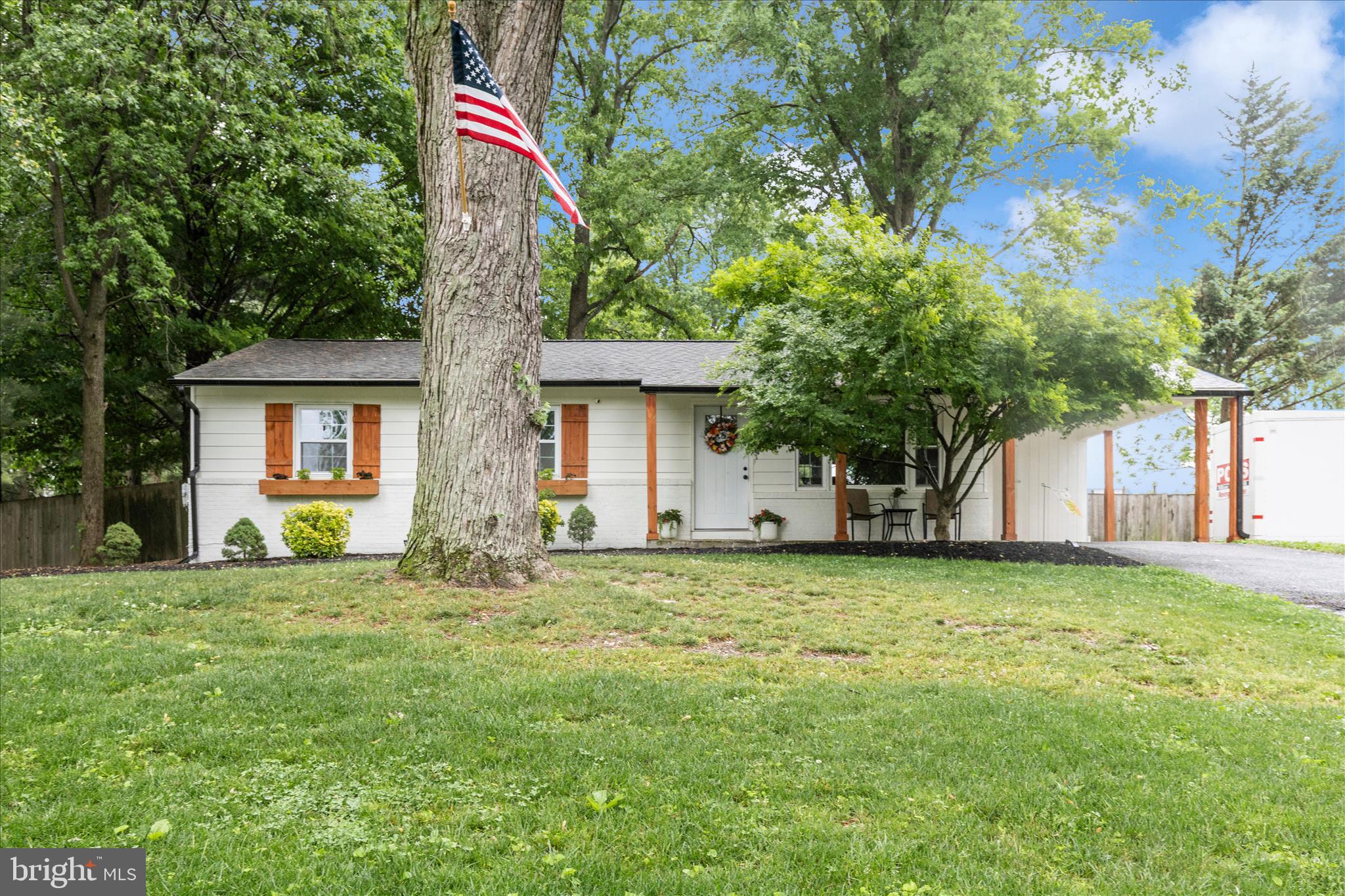 DAMASCUS OUTSIDE - Residential