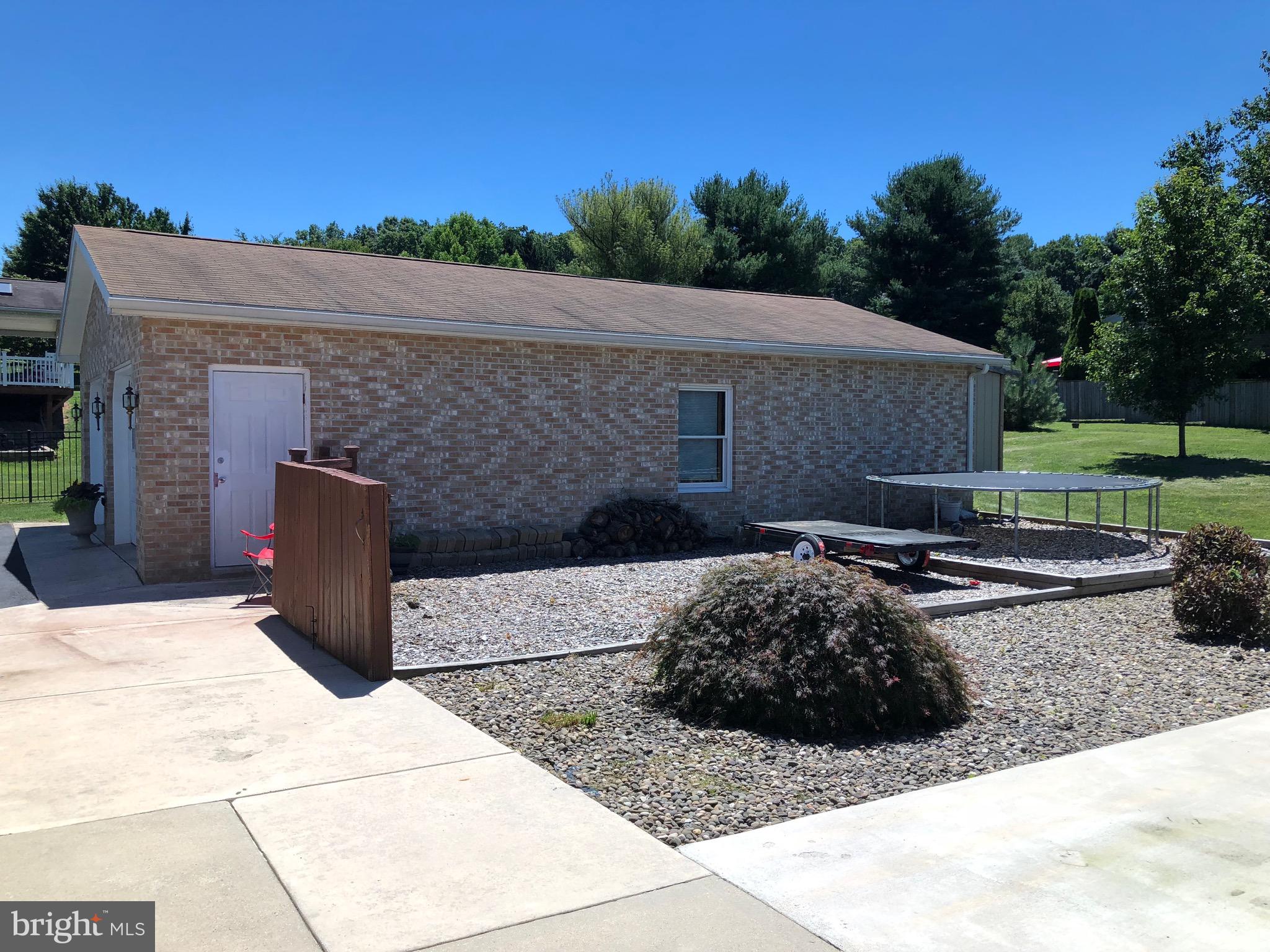 WOODCREST - Residential