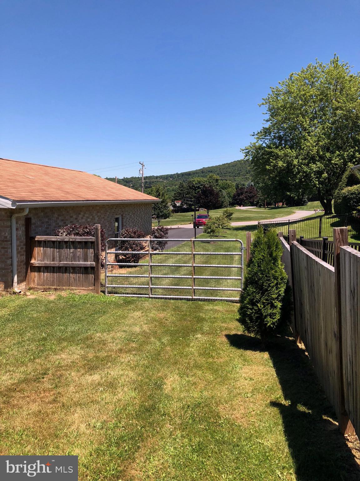 WOODCREST - Residential