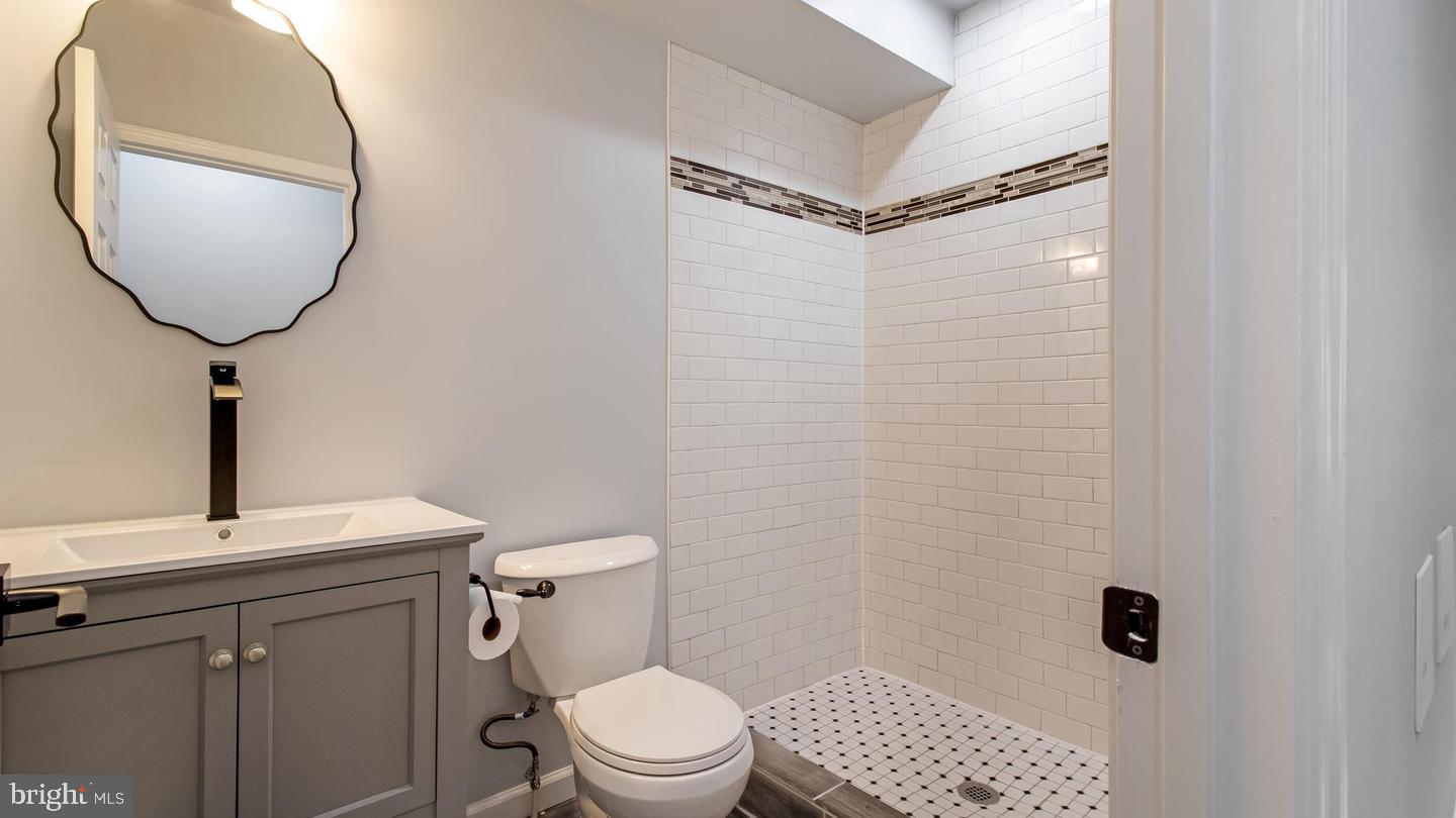 FELLS POINT HISTORIC DISTRICT - Residential Lease