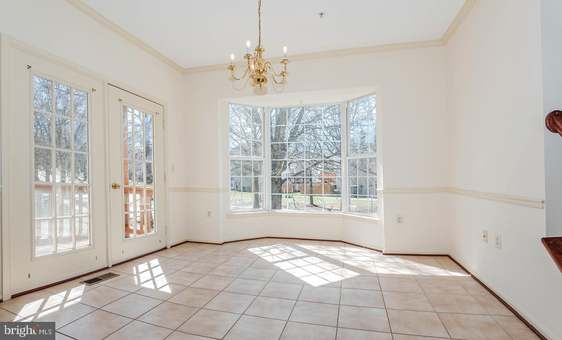 THE KNOLLS - Residential