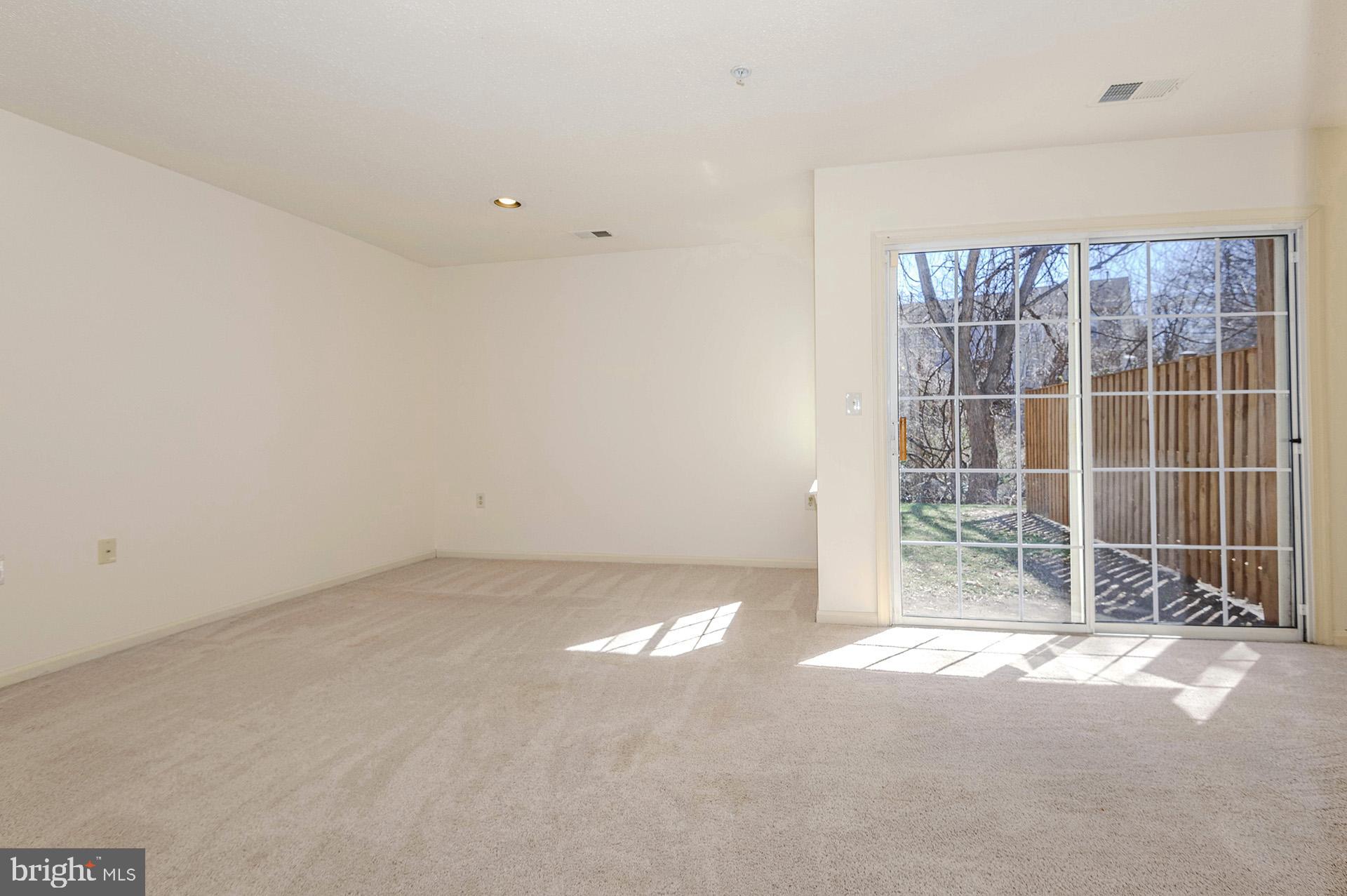 THE KNOLLS - Residential