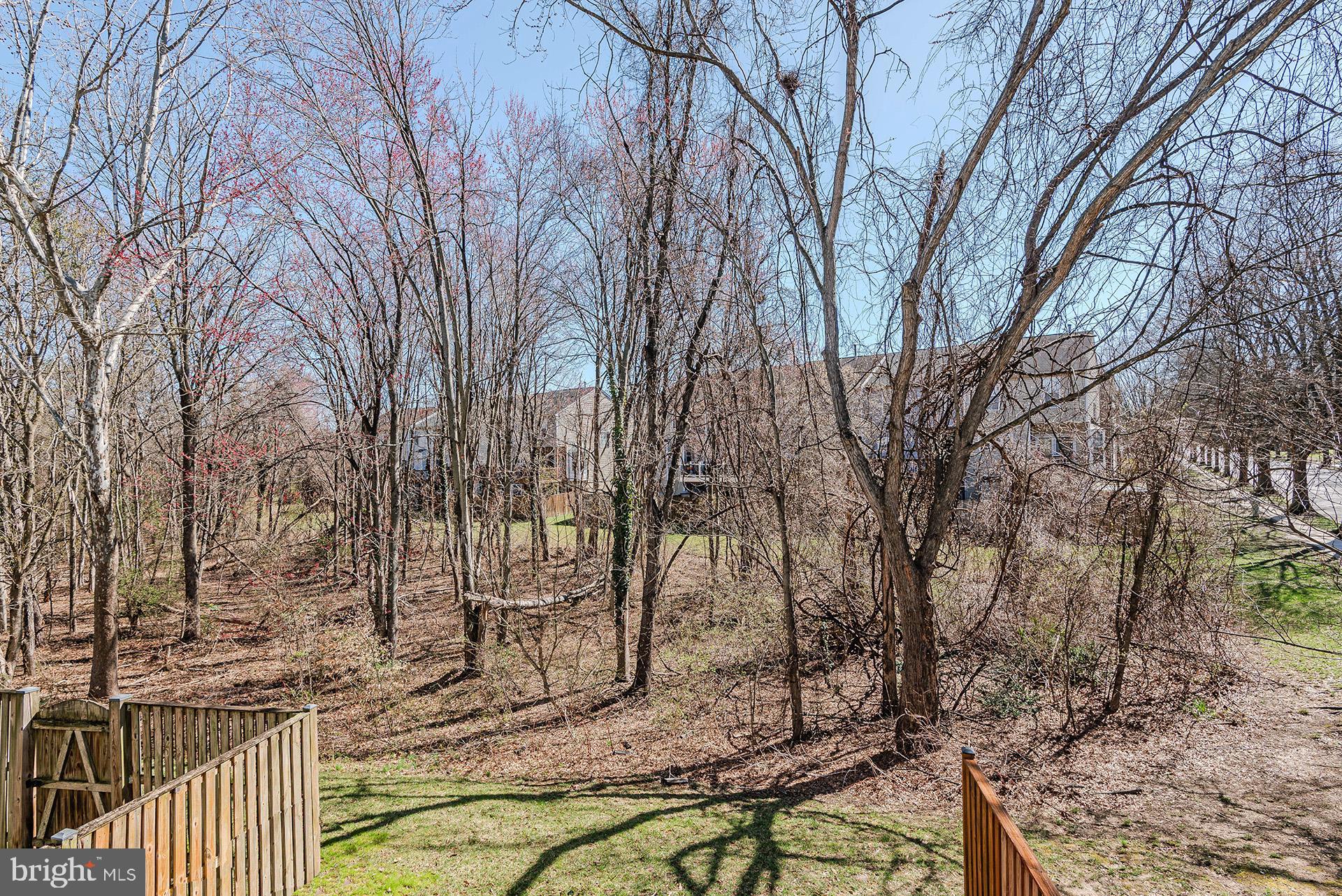 THE KNOLLS - Residential