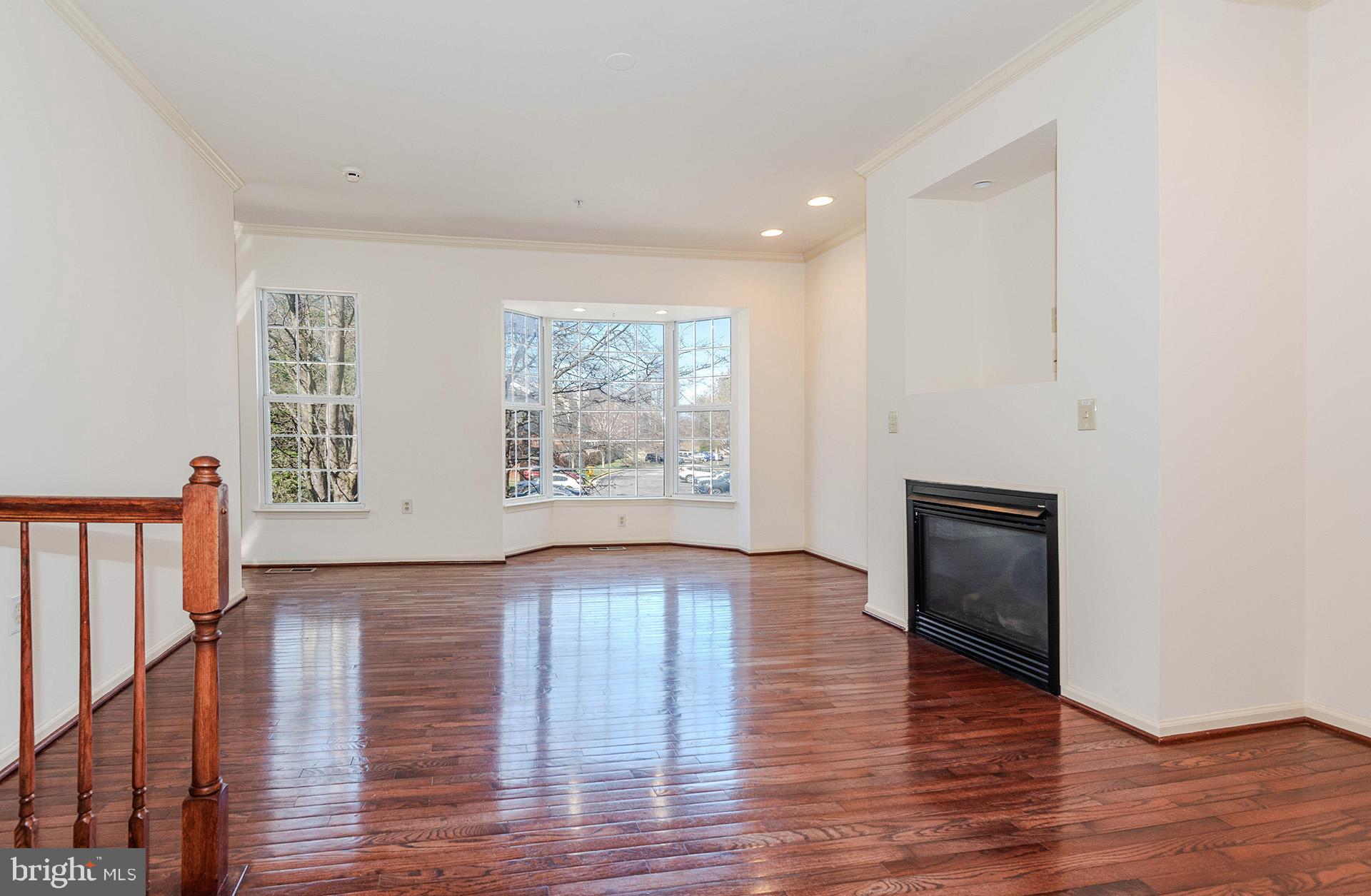 THE KNOLLS - Residential