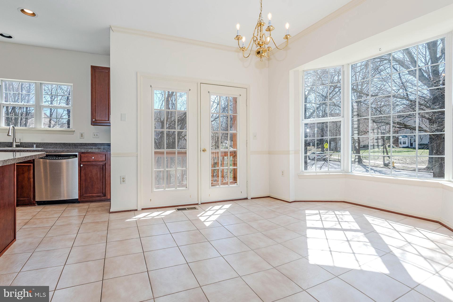 THE KNOLLS - Residential