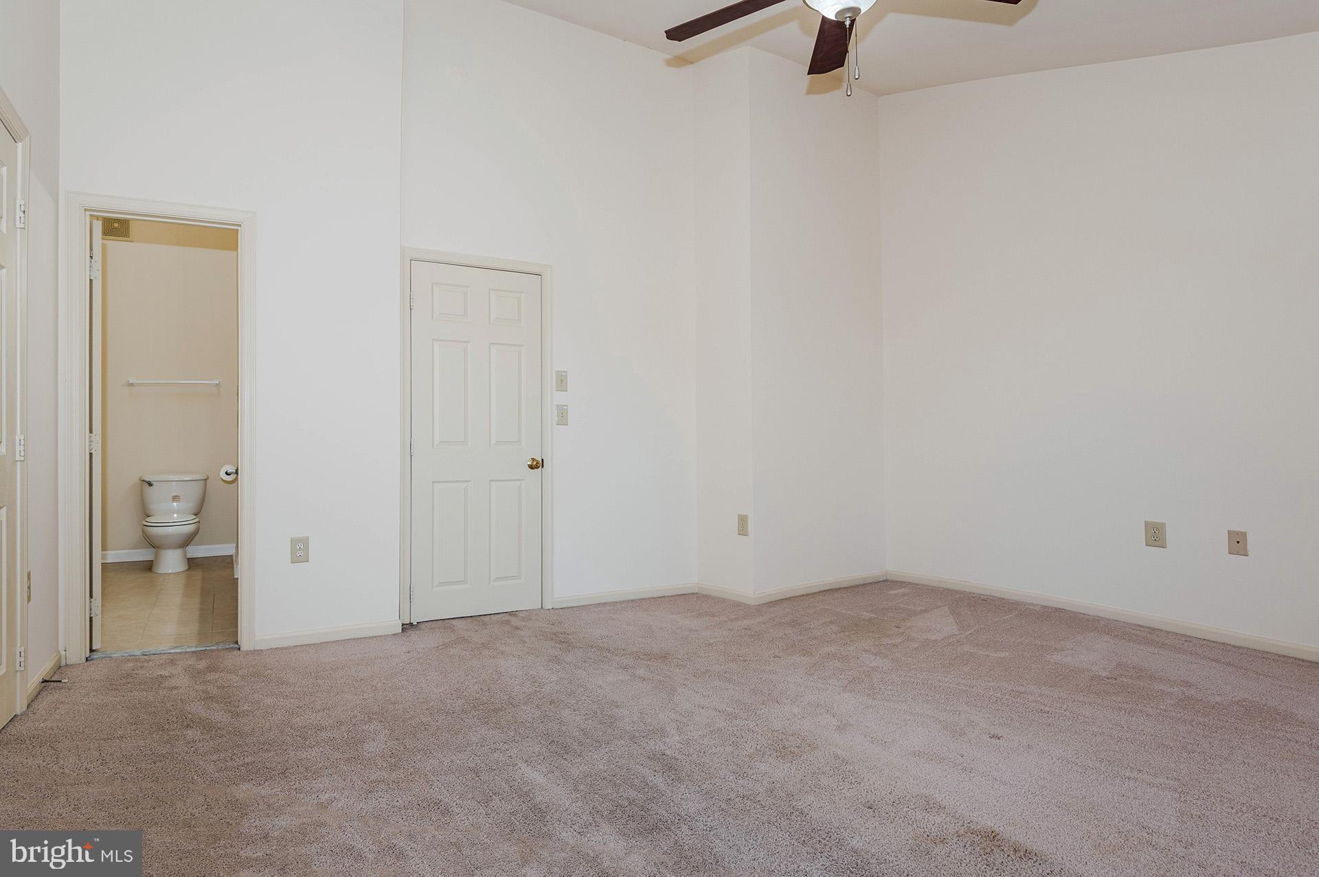 THE KNOLLS - Residential