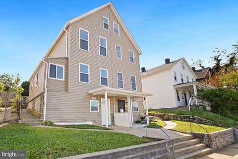 Townhouse For Sale - 3731 Falls Road<br/> BALTIMORE, MD 21211