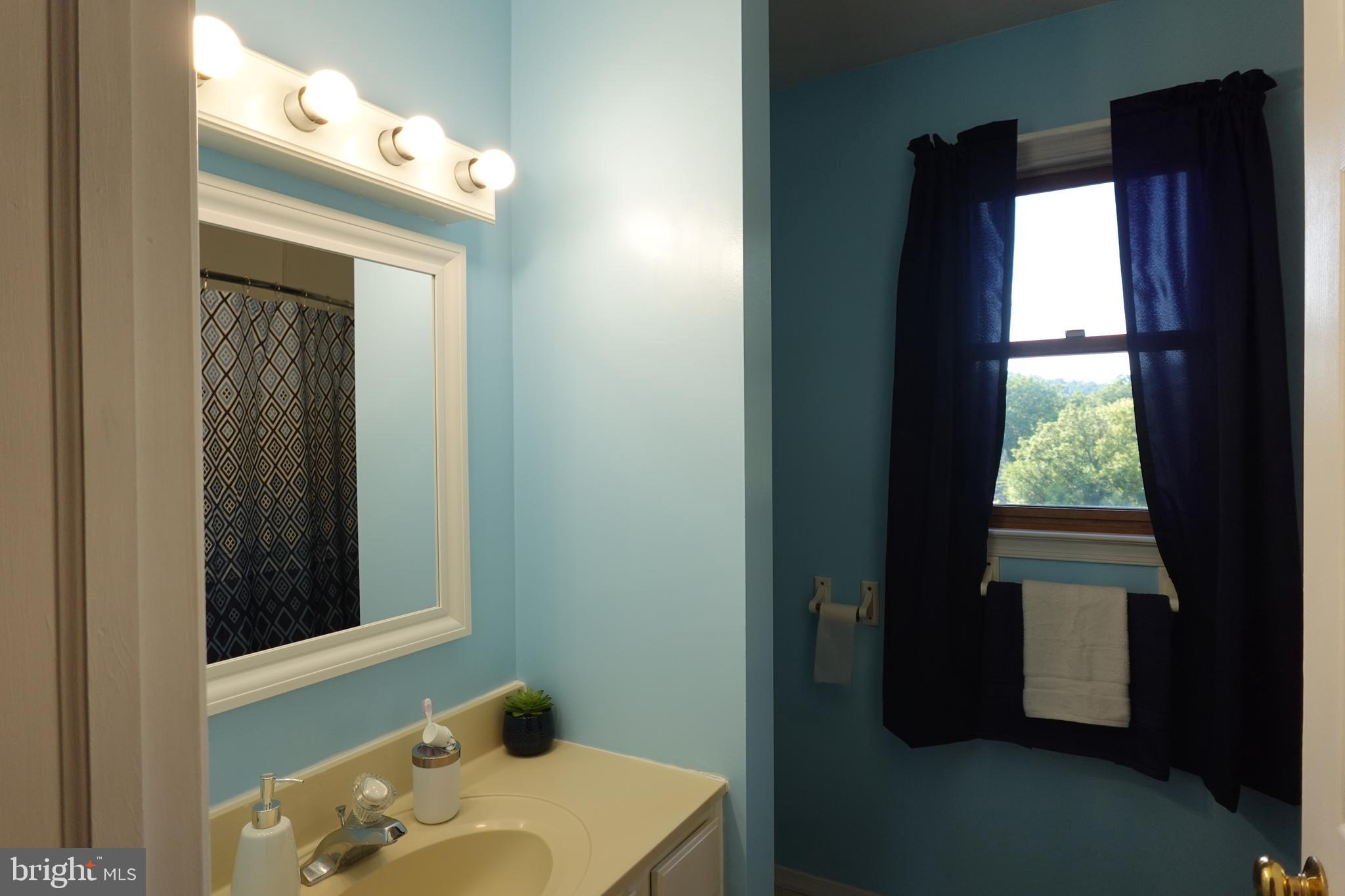 WHITFORD HILL - Residential