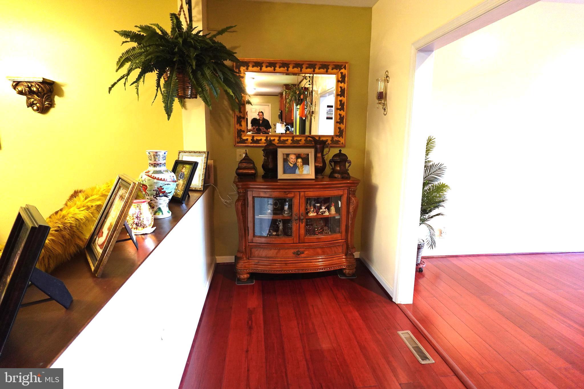 WHITFORD HILL - Residential