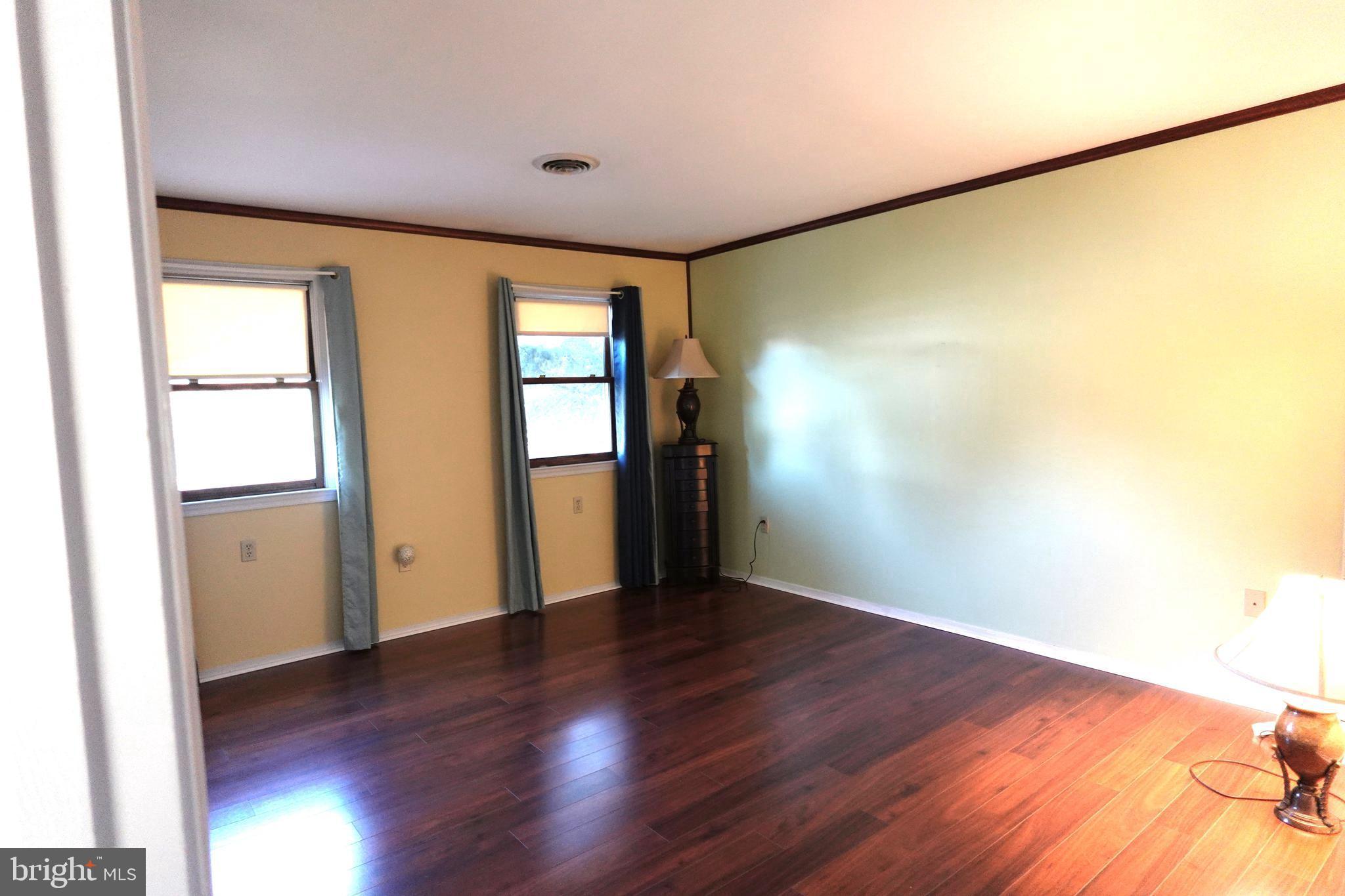 WHITFORD HILL - Residential