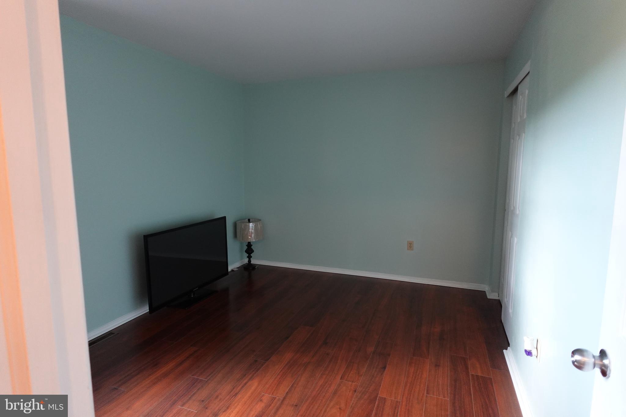 WHITFORD HILL - Residential