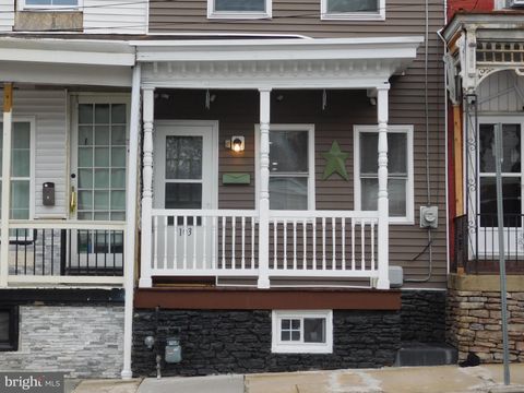 Homes For Sale - 1103 W Market Street<br/> Schuylkill County, POTTSVILLE, PA 17901