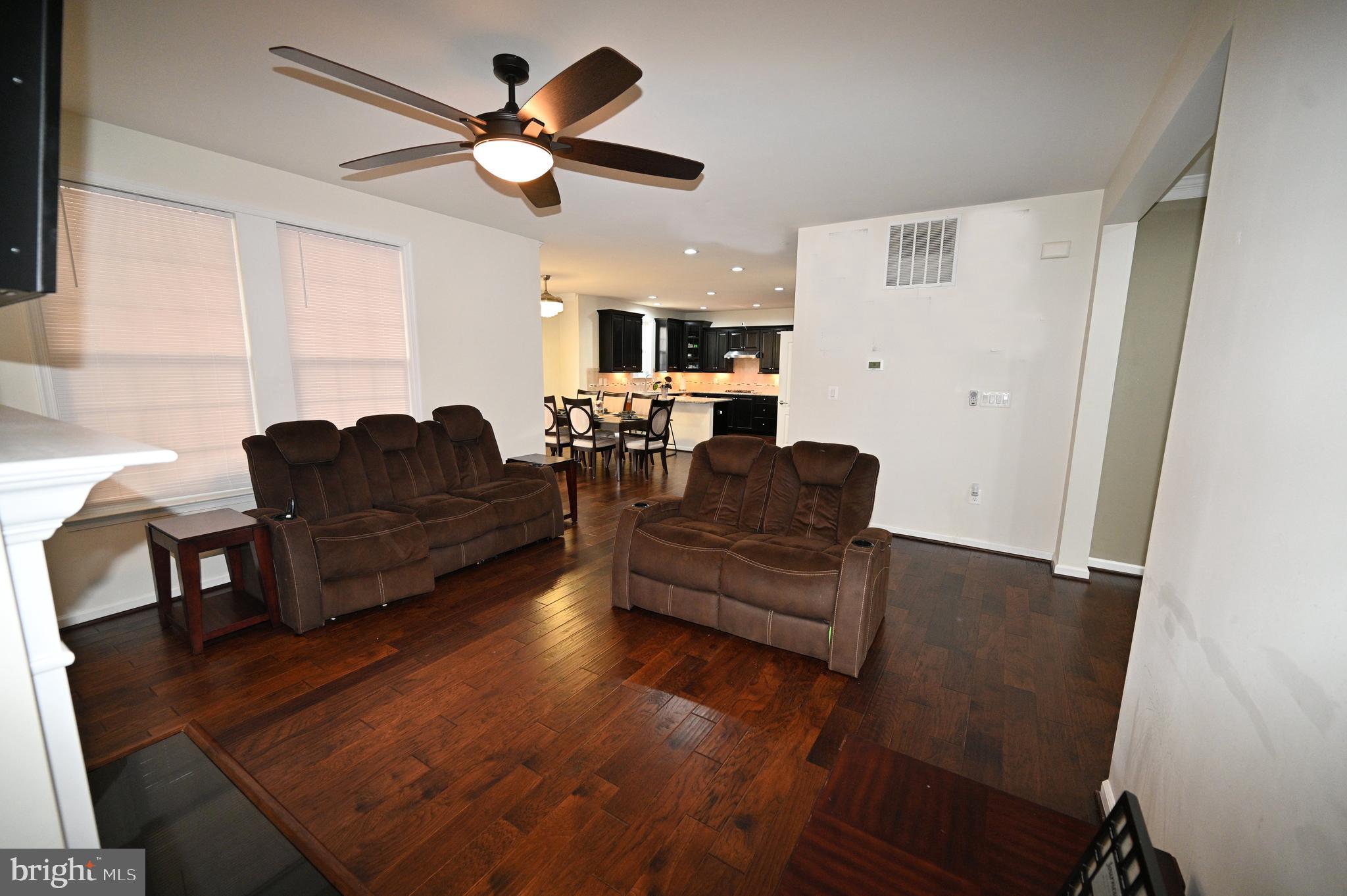 EMBREY MILL - Residential