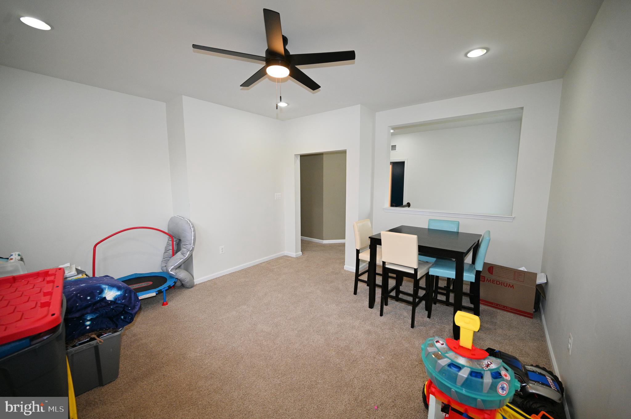 EMBREY MILL - Residential