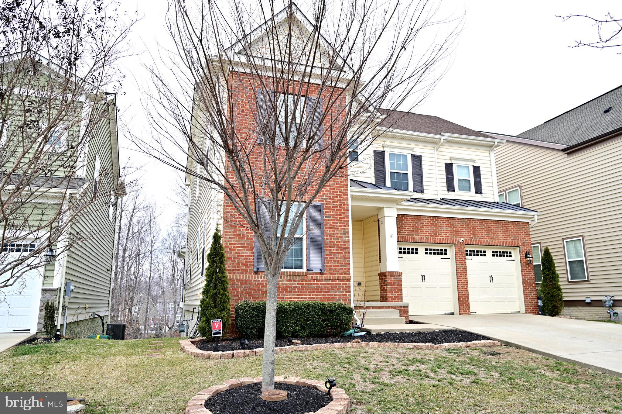 EMBREY MILL - Residential