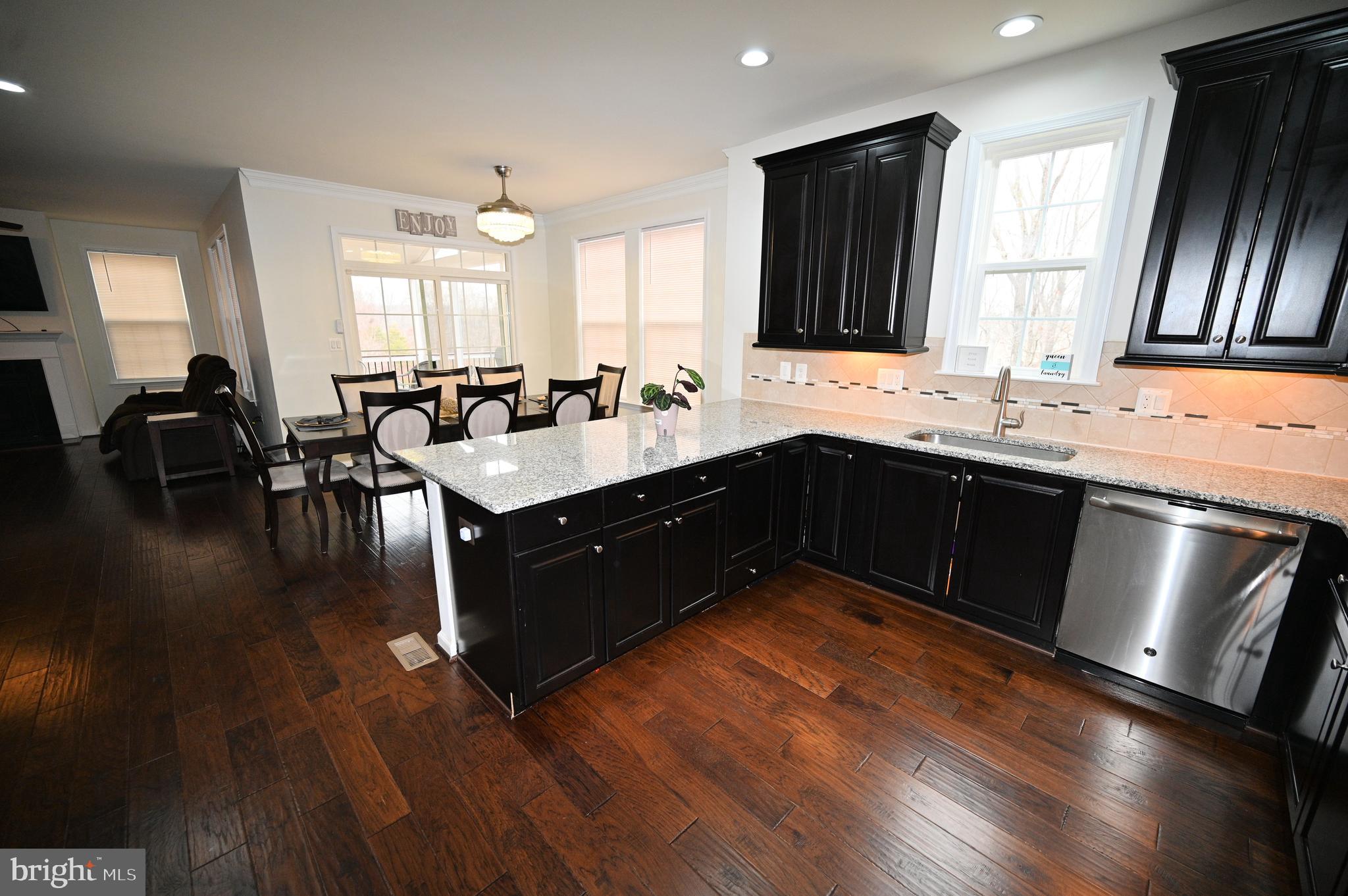 EMBREY MILL - Residential