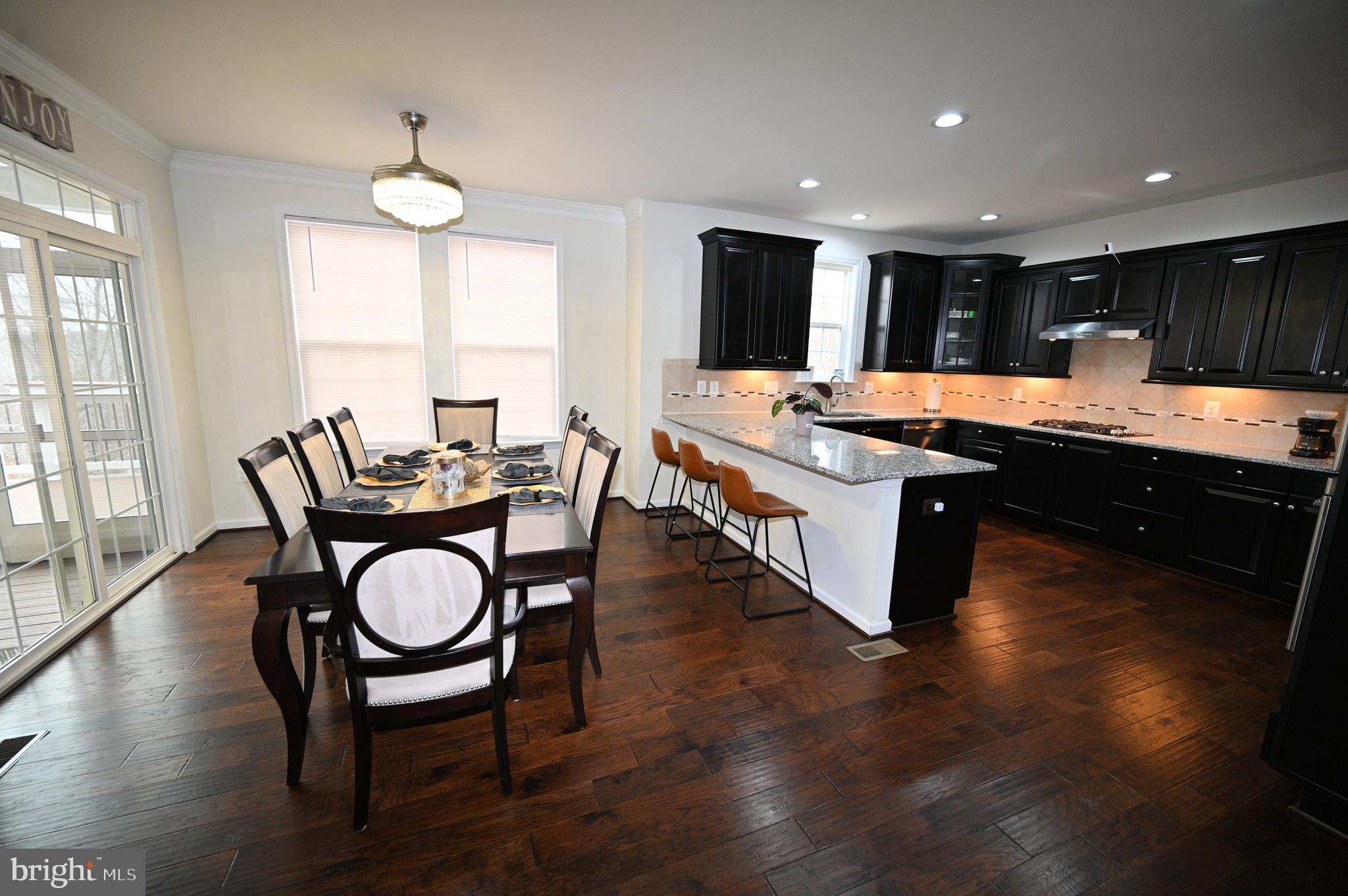 EMBREY MILL - Residential