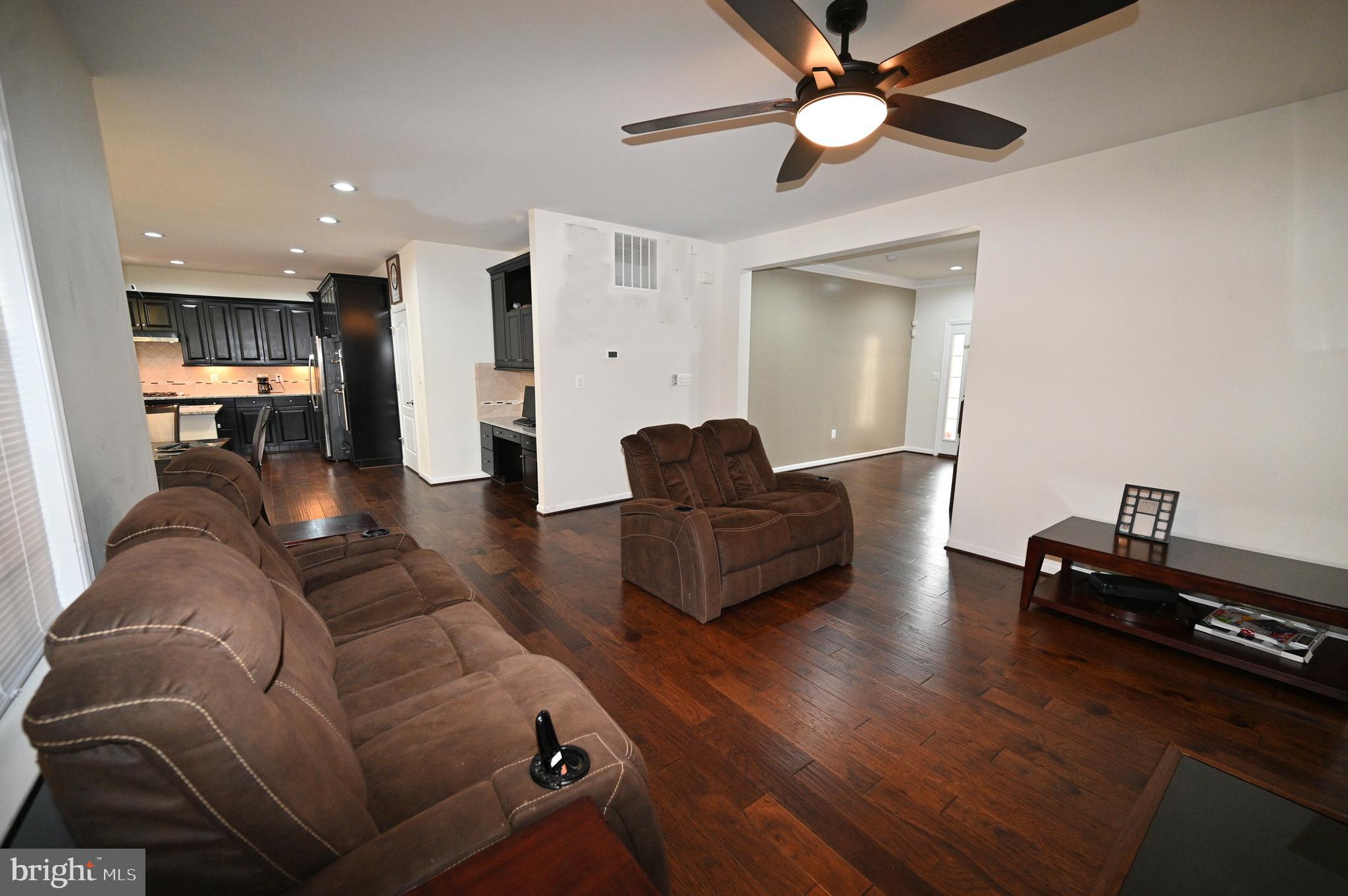 EMBREY MILL - Residential